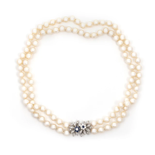 Collana di Perle con Zaffiri e Diamanti. Oro bianco 18kt, due fili