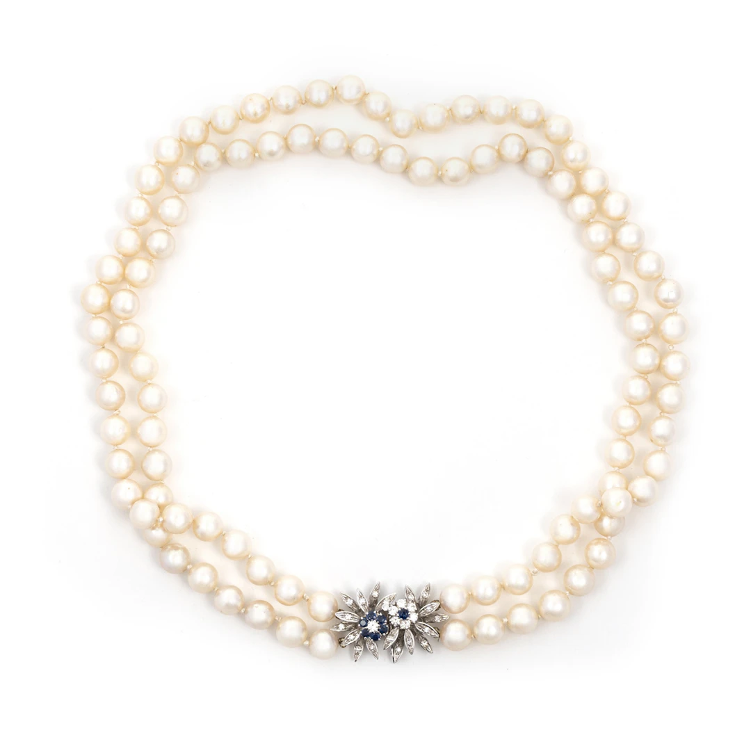 Collana di Perle con Zaffiri e Diamanti. Oro bianco 18kt, due fili