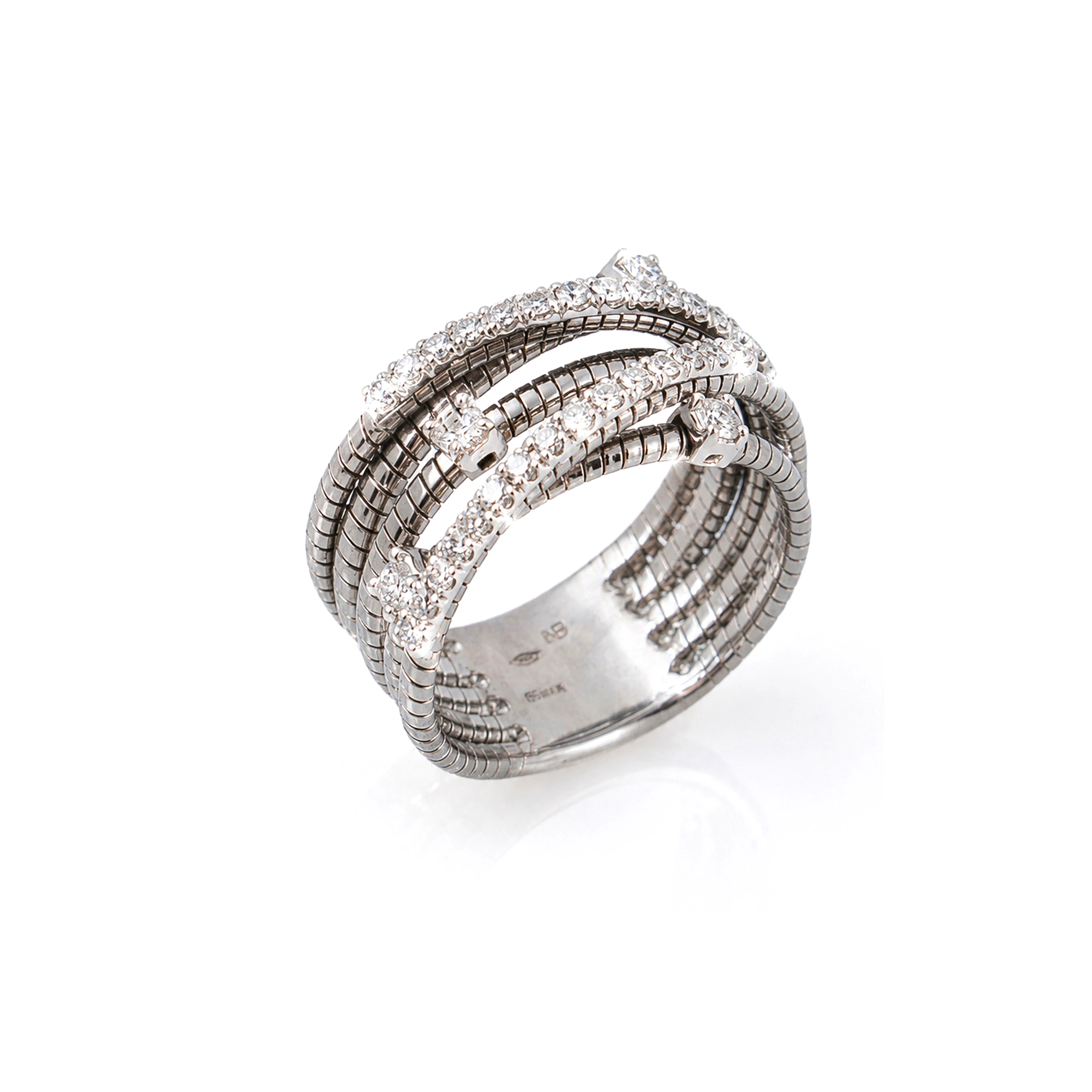 Anello a fascia con Diamanti. Oro brunito 18kt, diamanti di 0.80 ct