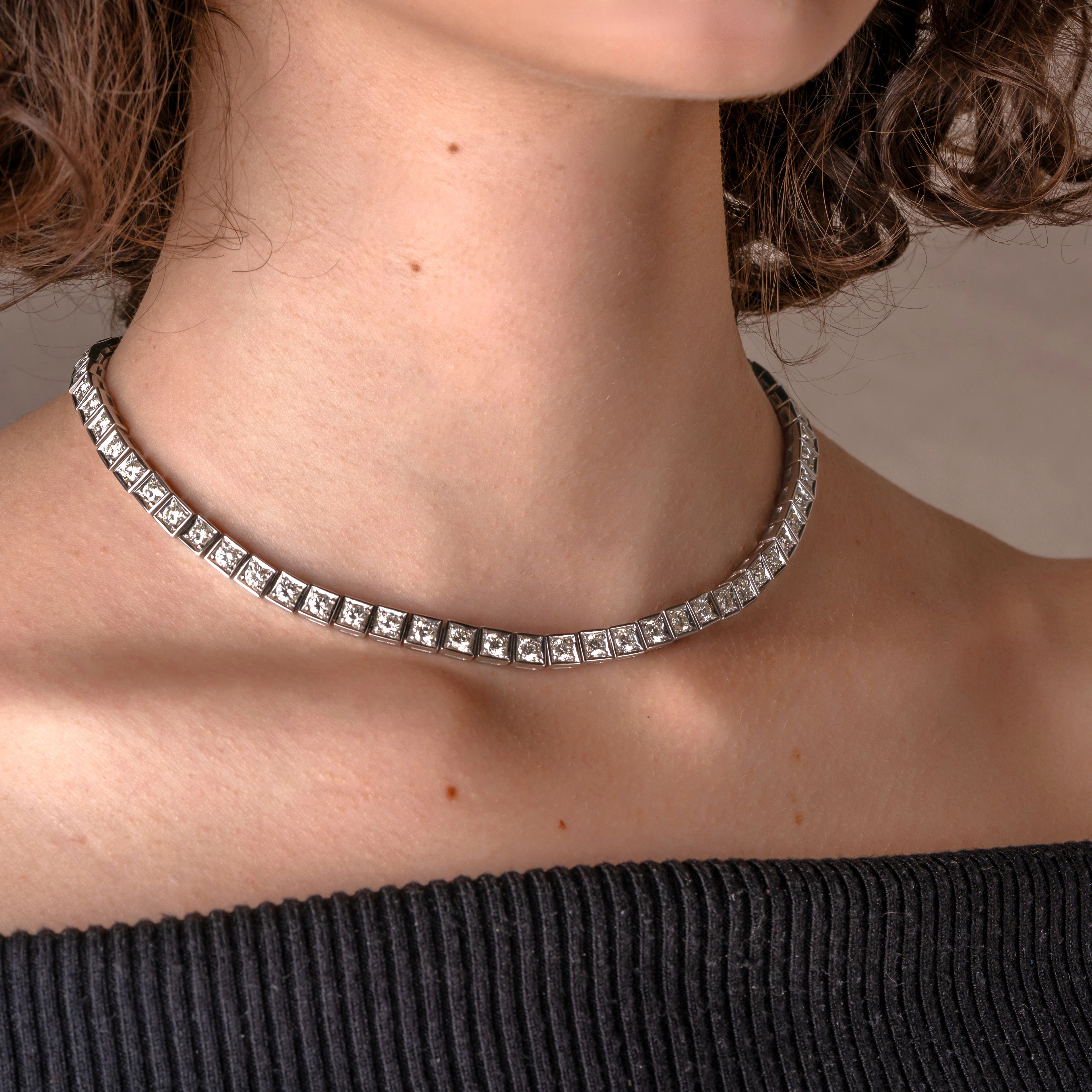 Collana con Diamanti. Oro bianco 18kt, diamanti di 8.00 ct circa