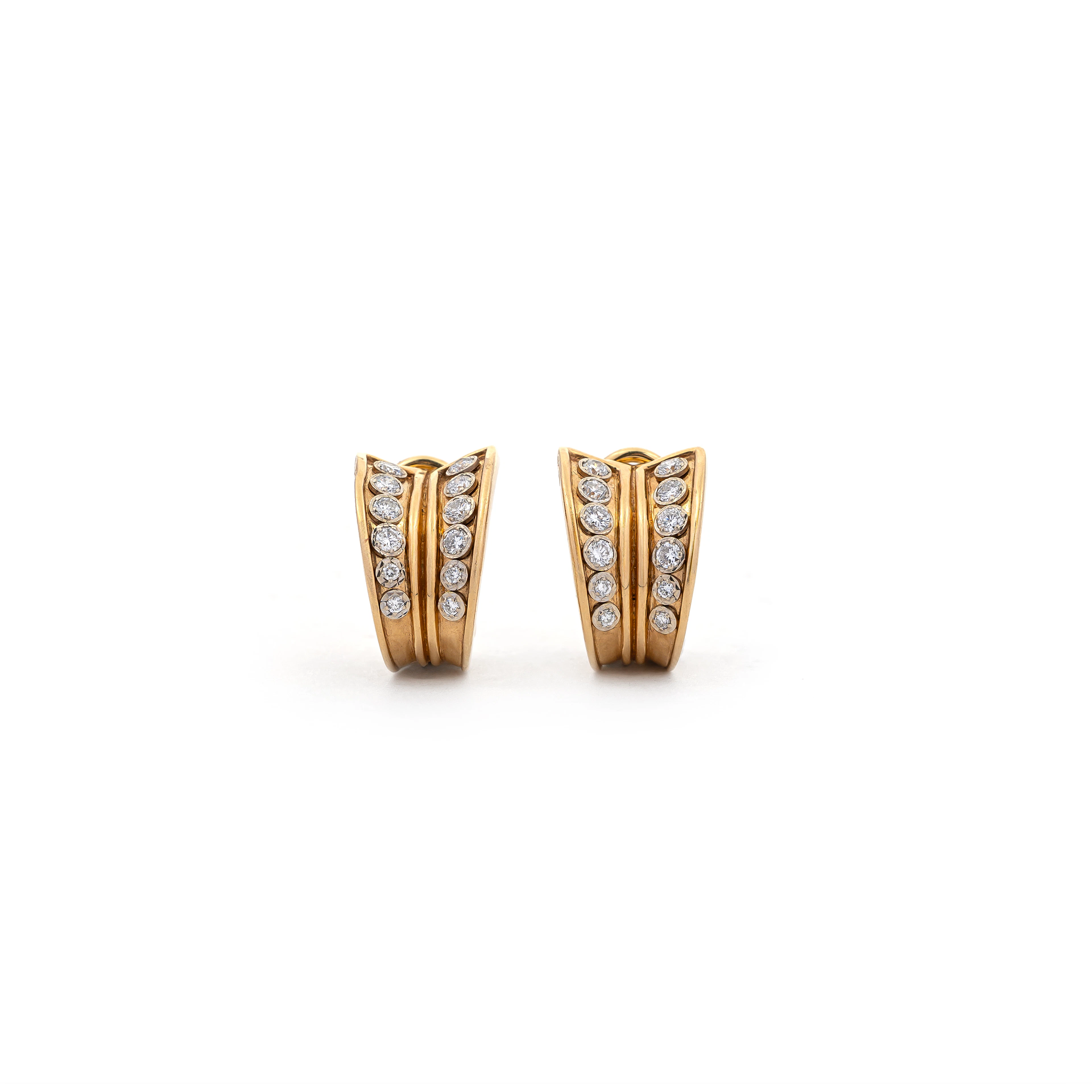 GIANNI BULGARI, orecchini con Diamanti. Oro giallo 18kt, diamanti