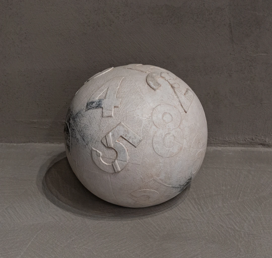 RUDY PULCINELLI (1970) Gruppo incompleto 2007 Scultura in ceramica