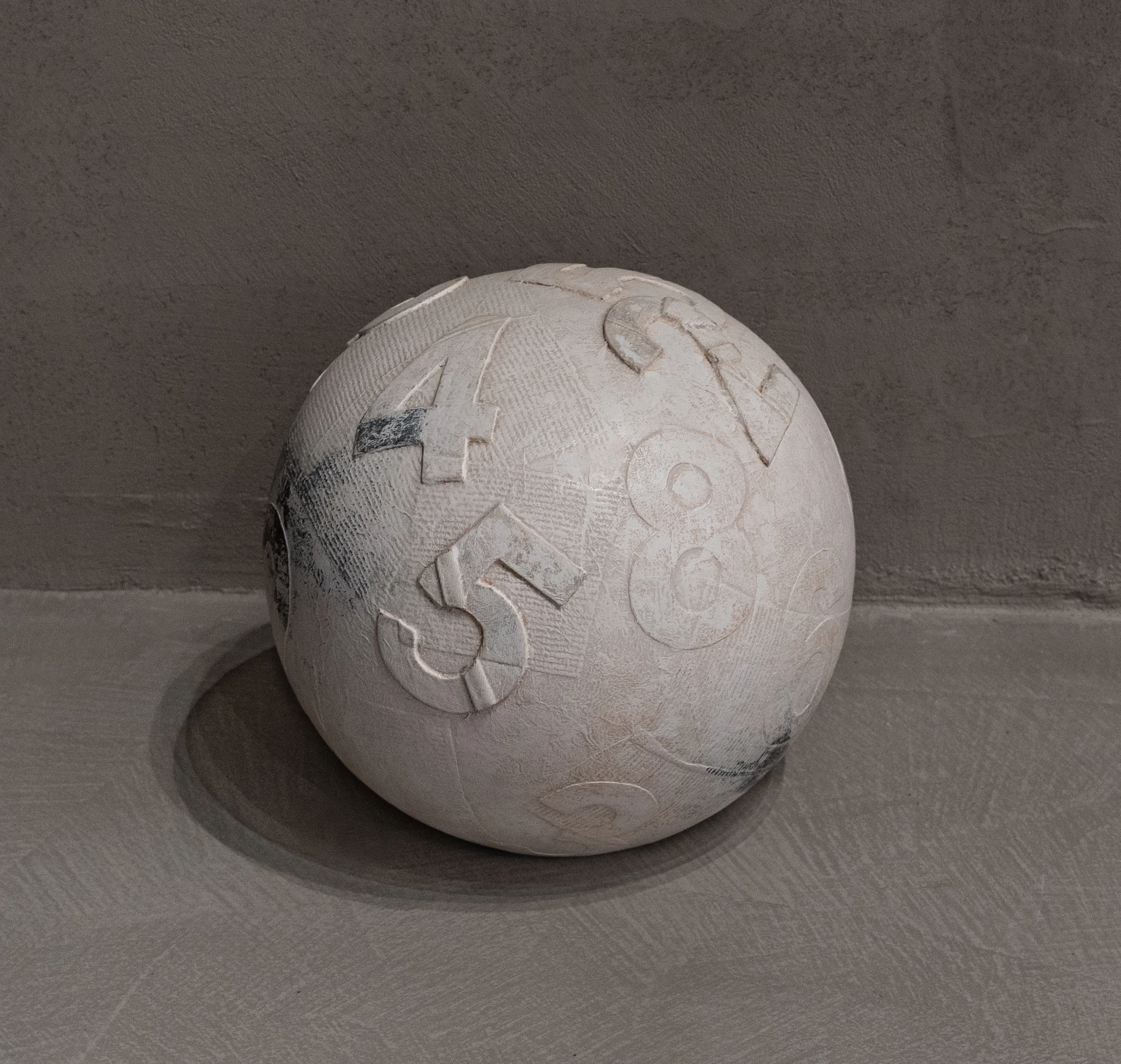 RUDY PULCINELLI (1970) Gruppo incompleto 2007 Scultura in ceramica