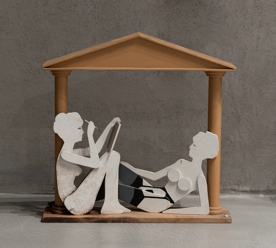 CARLO BRACCI (1935 - 2003) Calliope ed Erato 1997 Scultura in legno