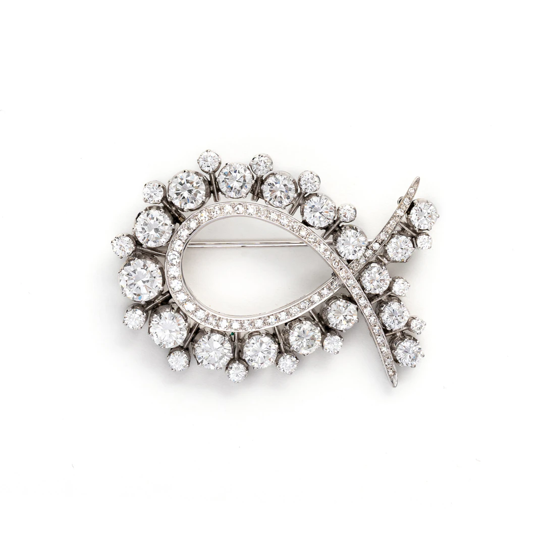 Spilla con Diamanti. Oro bianco 18kt, diamanti taglio brillante di