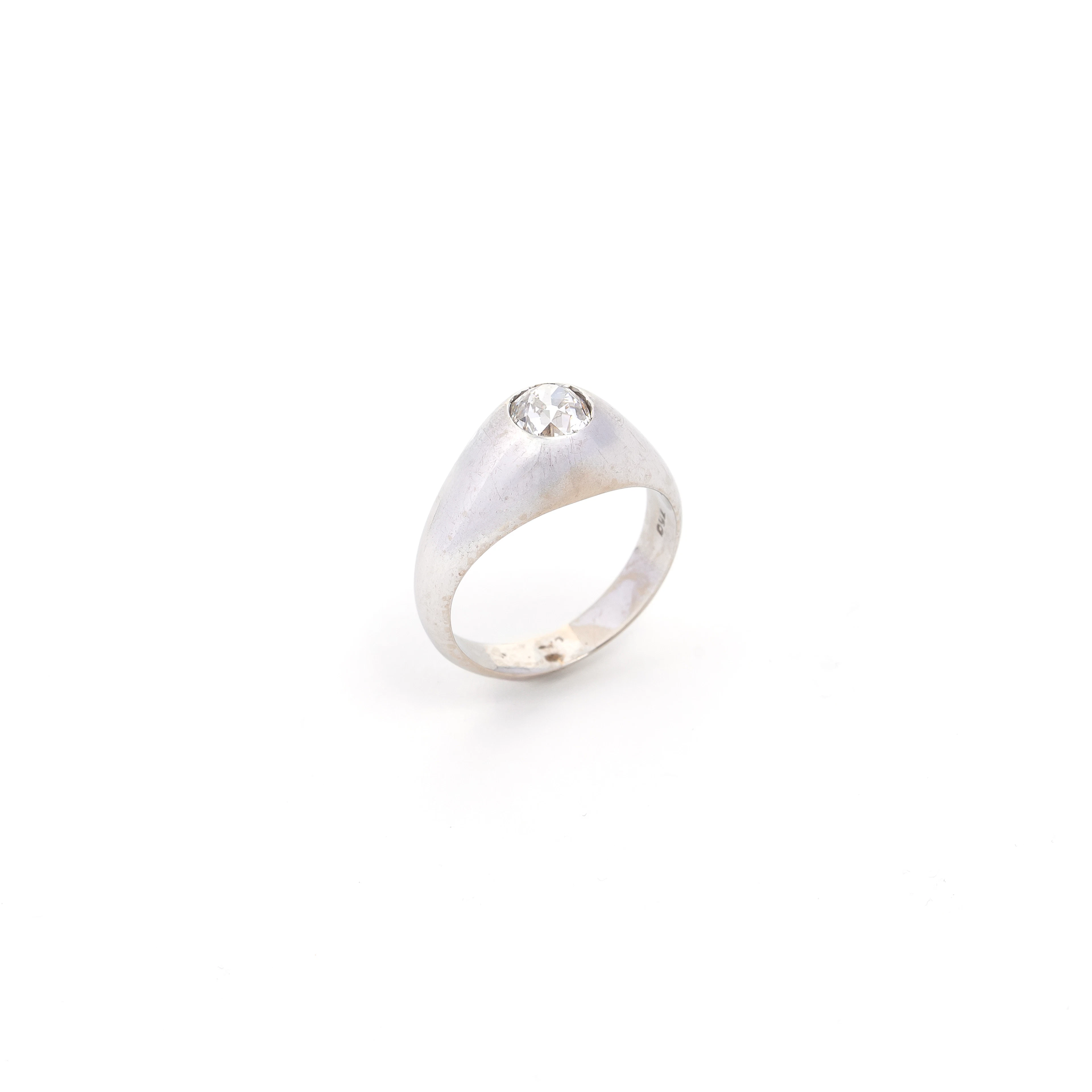 Anello solitario con Diamante. Oro bianco 18kt, diamante taglio vecchio