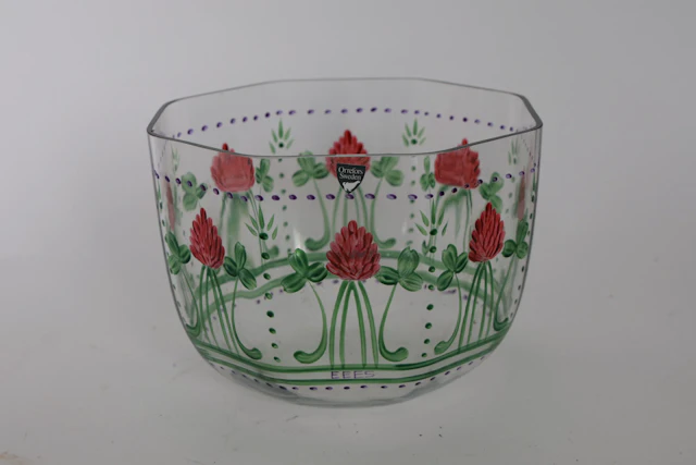 SKÅL, glas, blomdekor, Orrefors. Eva Englund