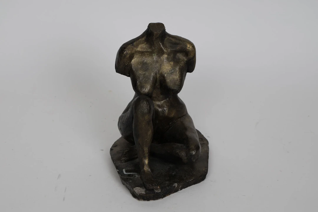 Skulptur, kvinnlig torso