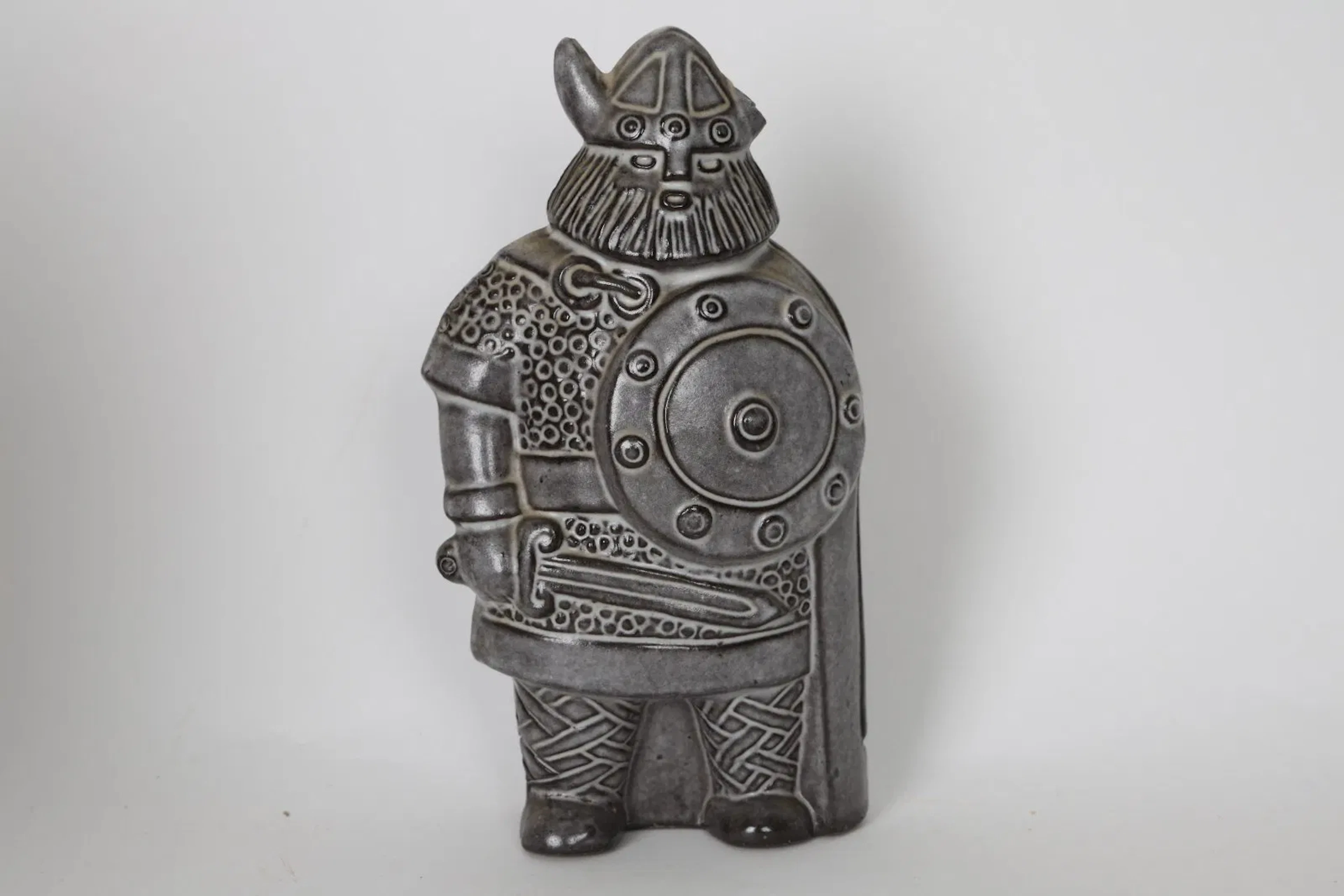 FIGURIN, viking, glaserad keramik, Upsala-Ekeby, 1900-talets andra hälft
