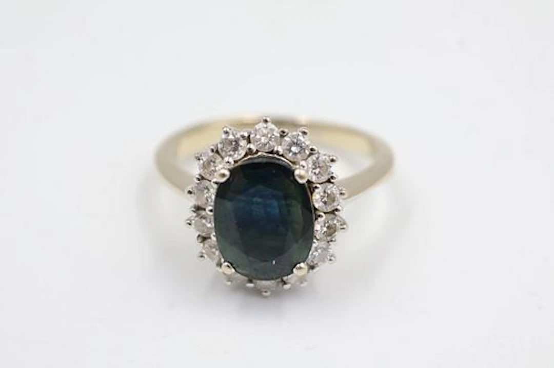 18k Sapphire & Diamond Ring