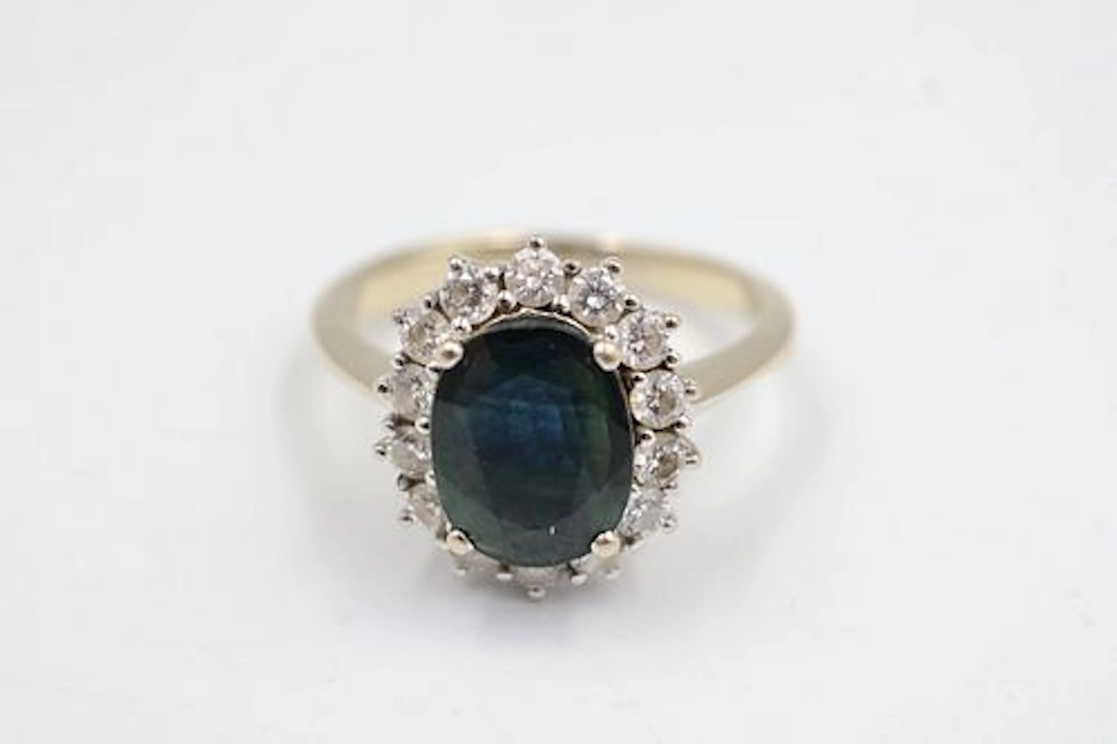 18k Sapphire & Diamond Ring