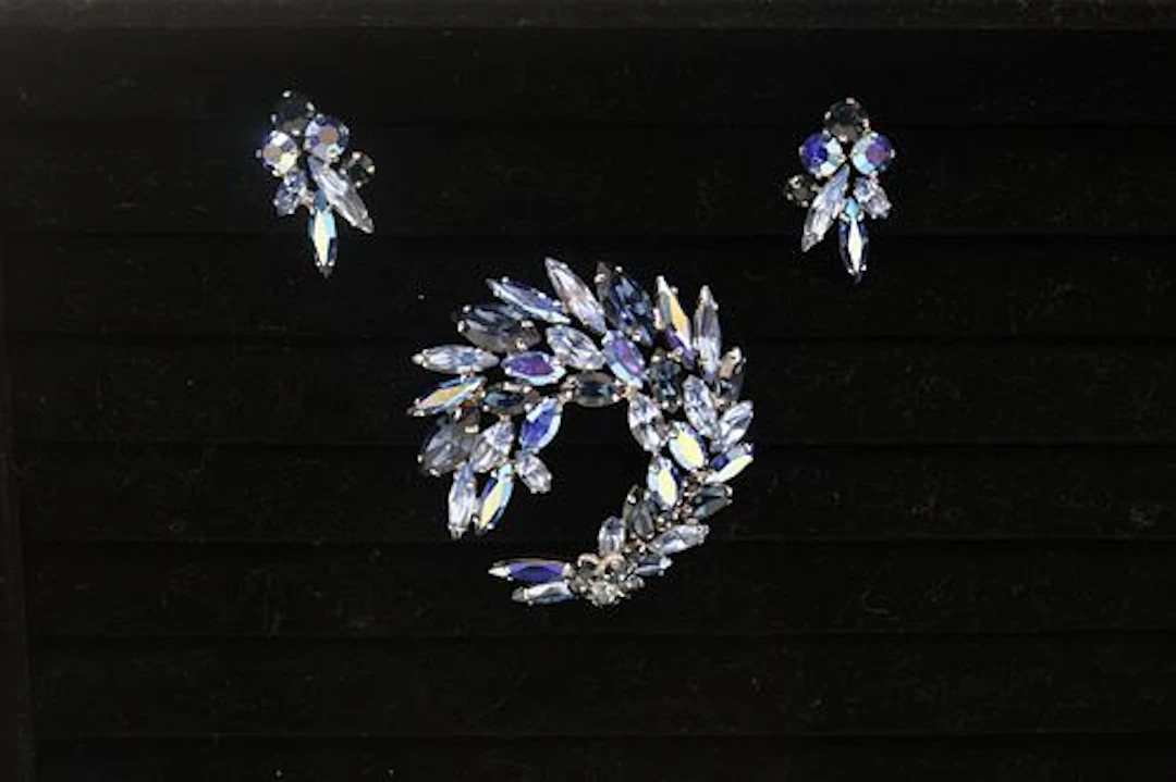 Sherman Shades Of Blue Brooch with Clip On Earrings