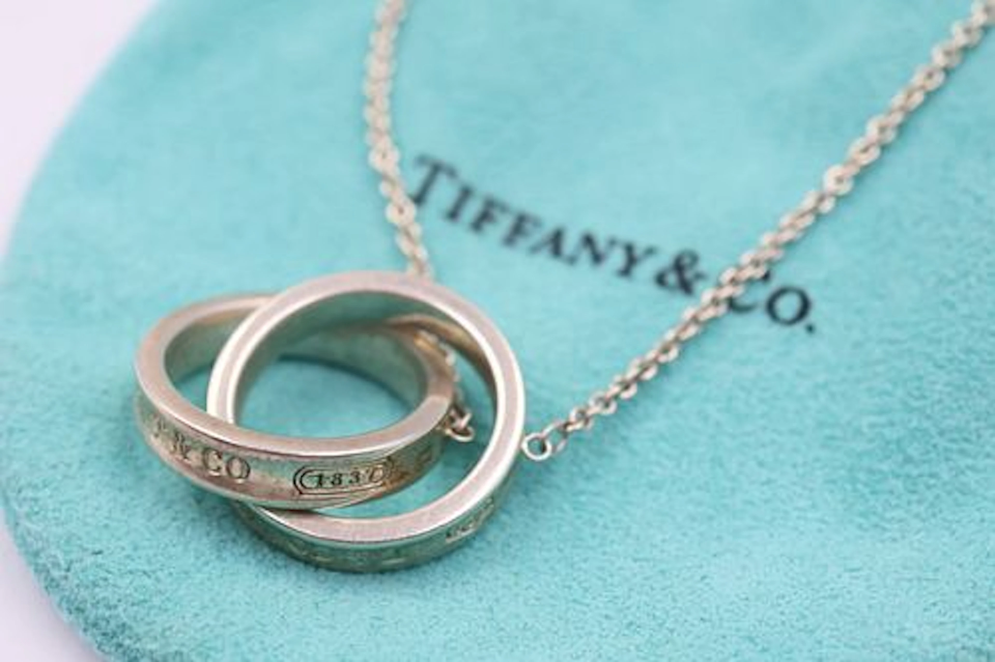 Tiffany & Co 925 Interlocking Circles Pendant