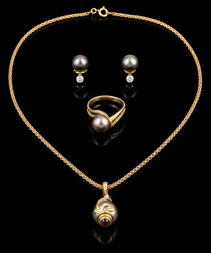 Three Piece Polynesian Pearl Jewellery Set