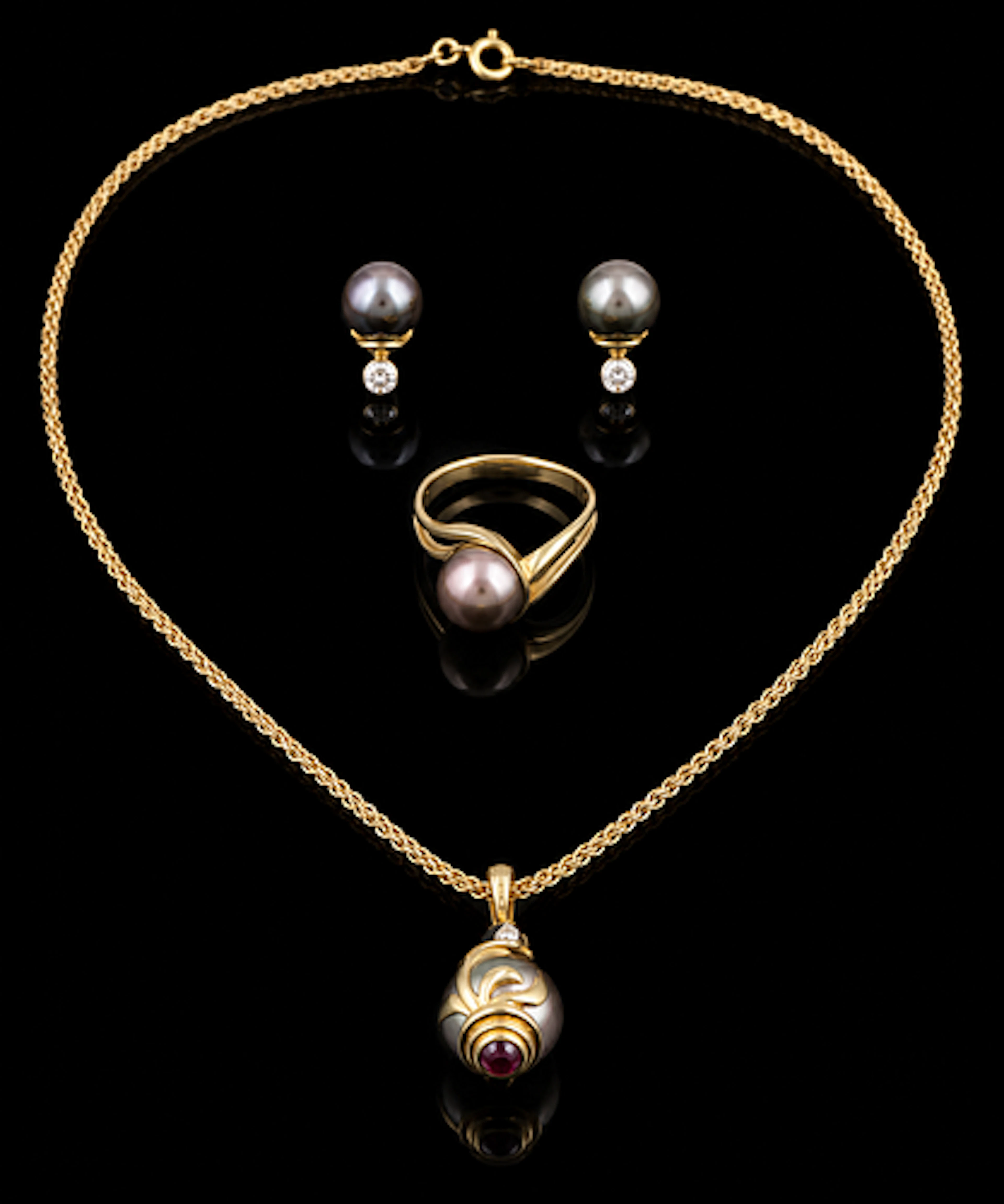 Three Piece Polynesian Pearl Jewellery Set