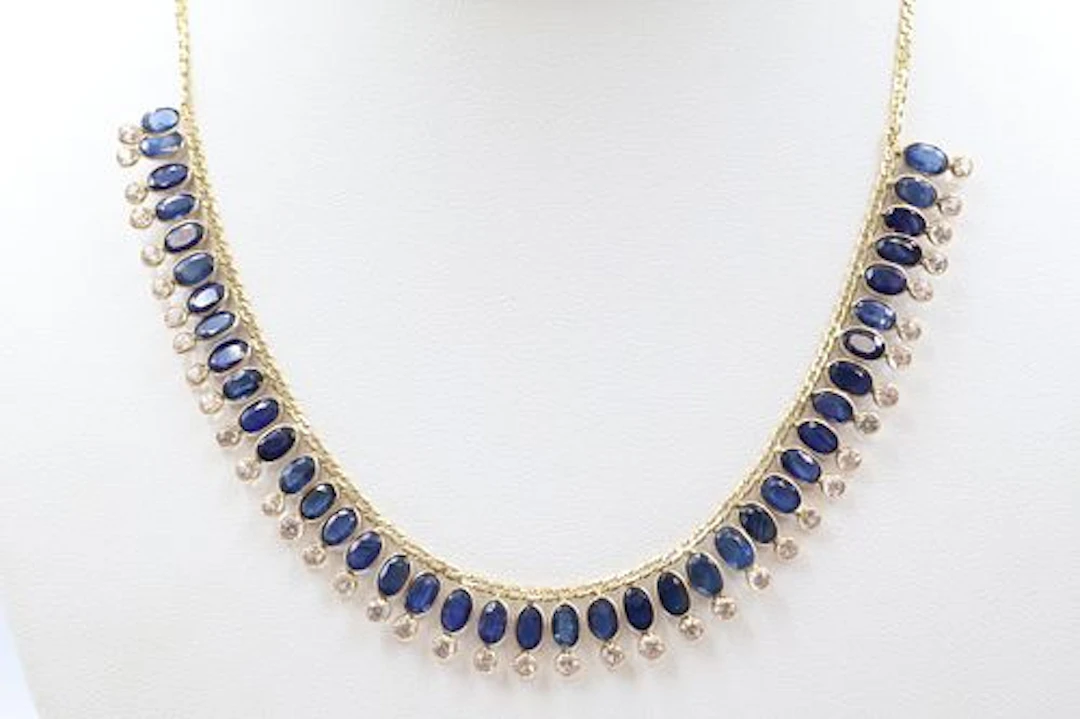 18k Yellow Gold & Sapphire Necklace
