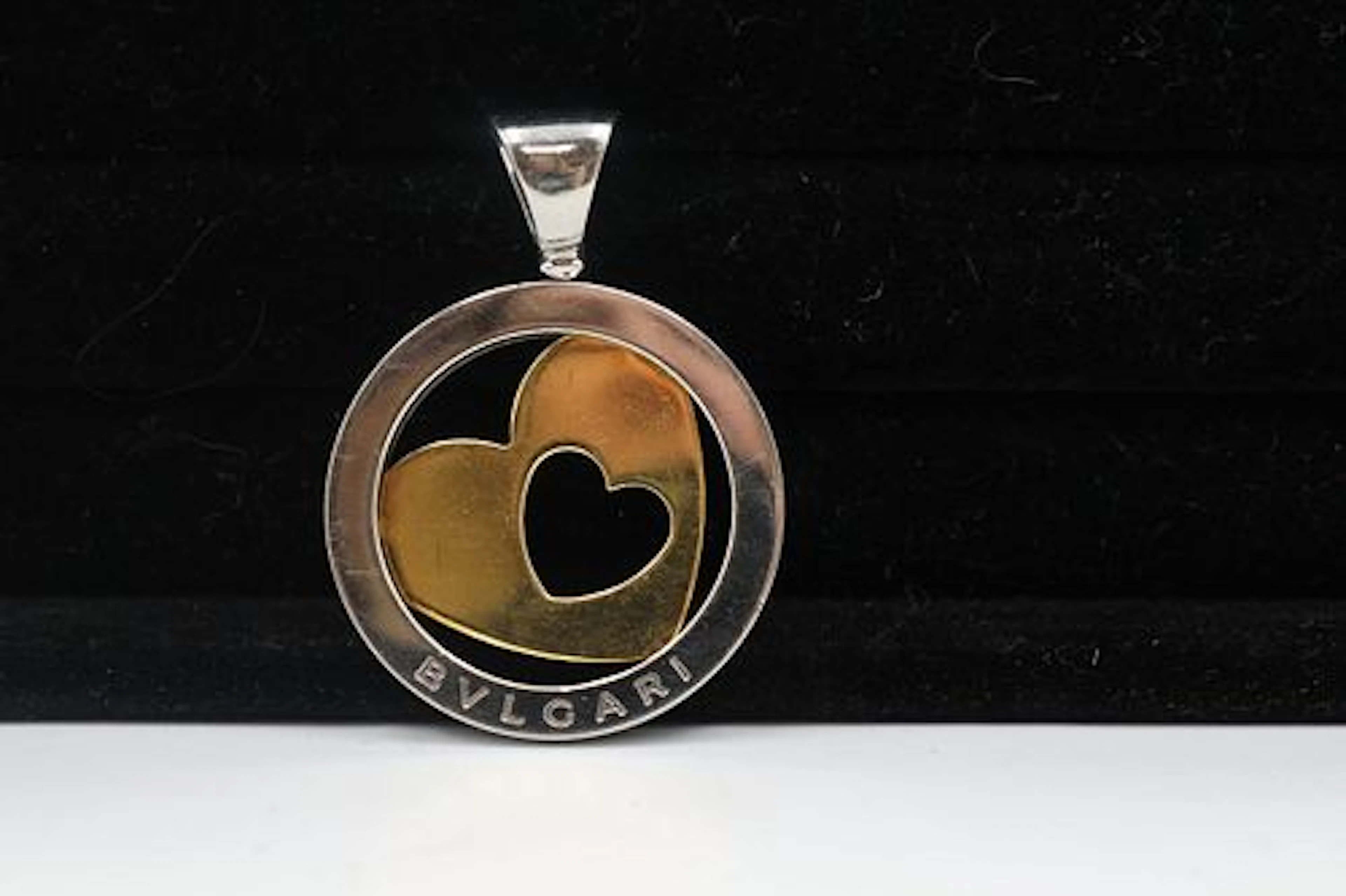 BVLGARI 18K Pendant