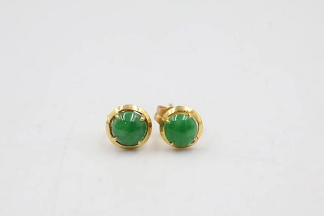 18k Gold & Jade Stud Earrings