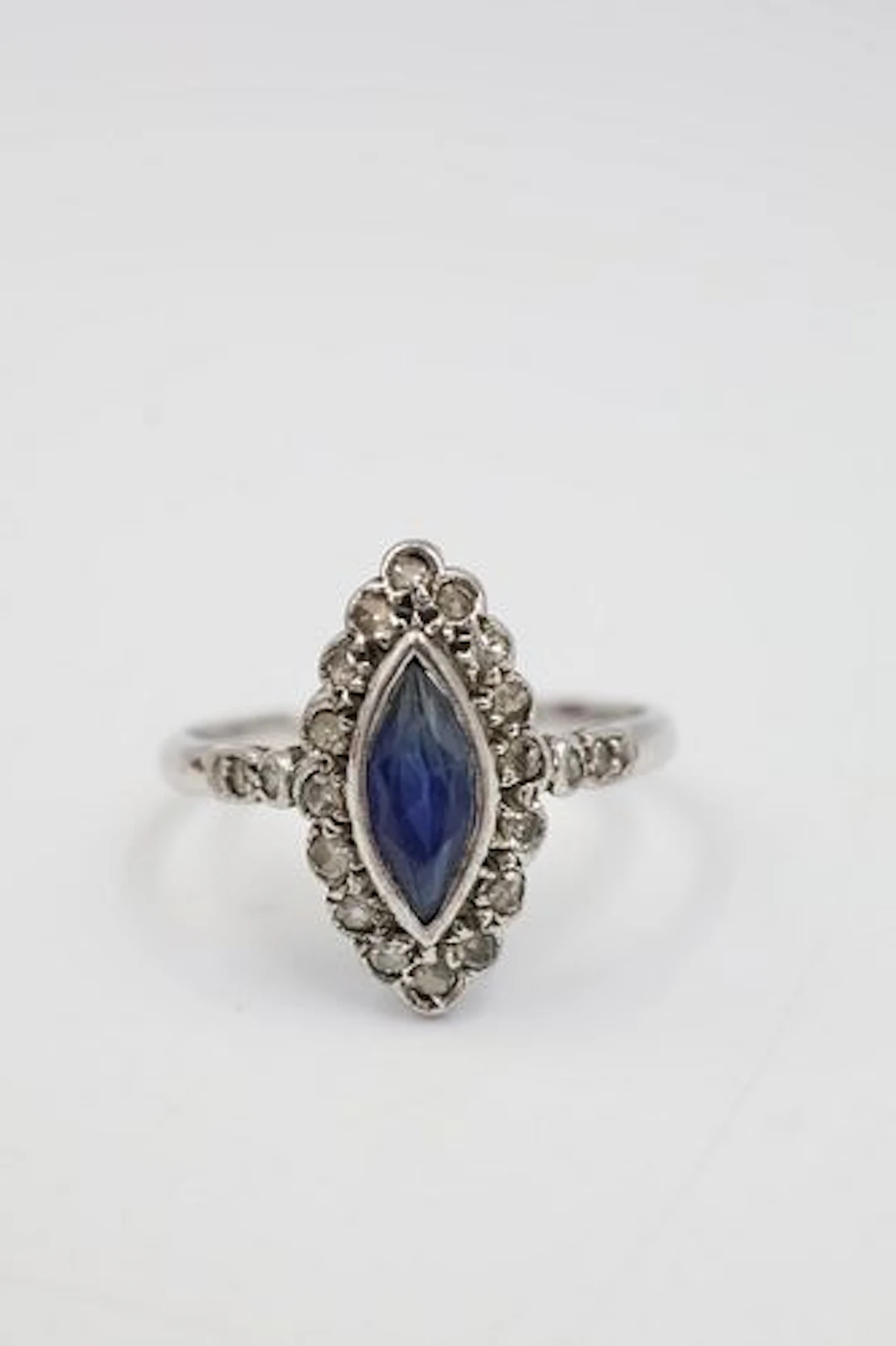 10k White Gold Sapphire & Diamond Ring