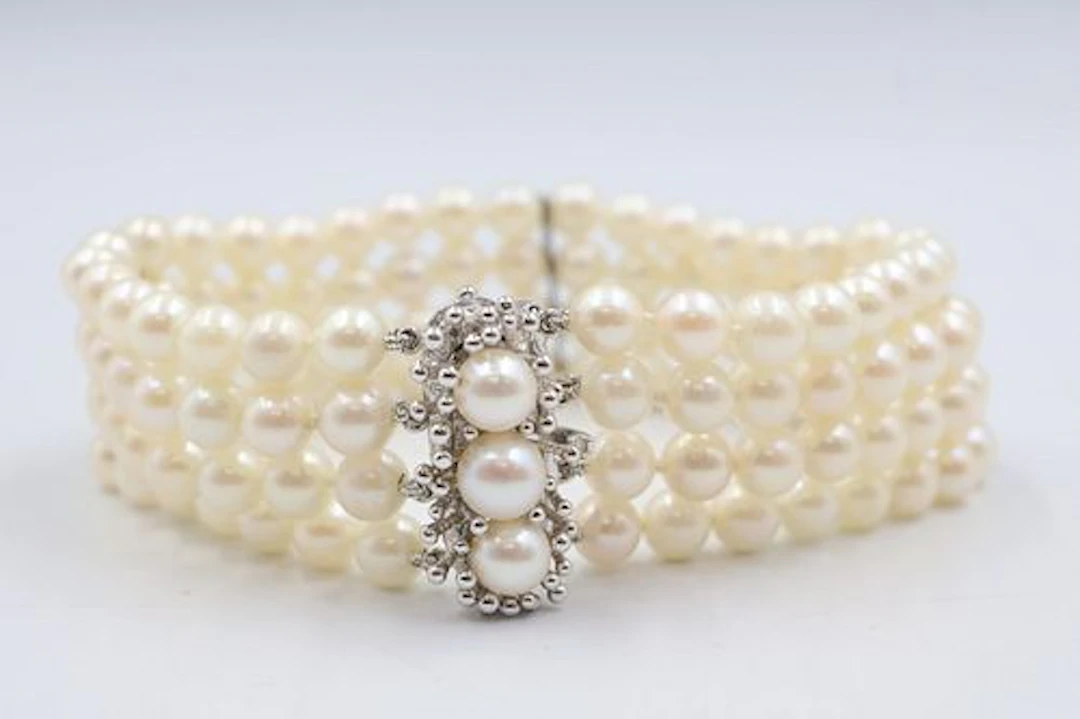 Four Strand Pearl Beacelet with 14K White Gold Clasp