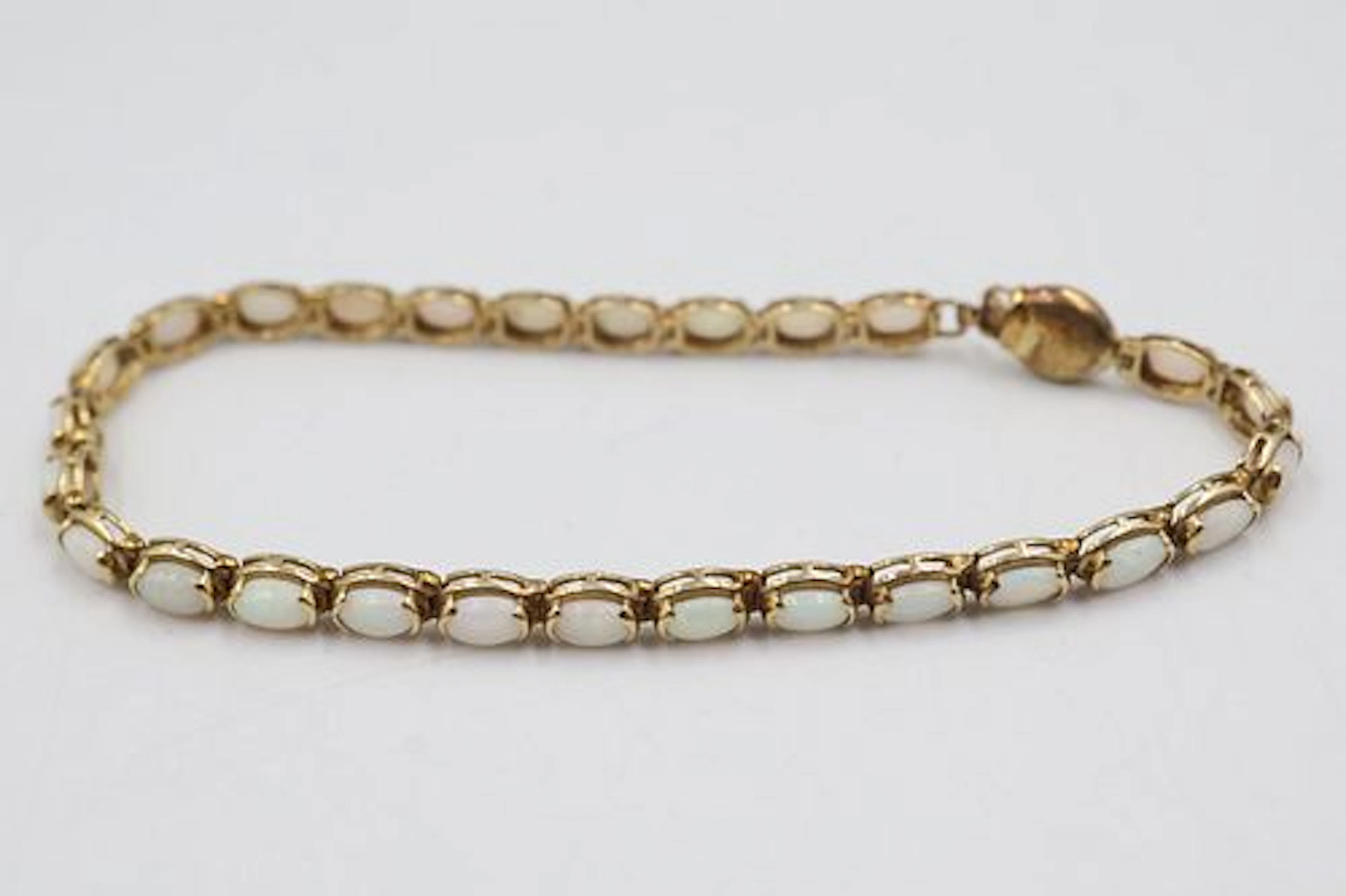 14k Yellow Gold & Opal Bracelet