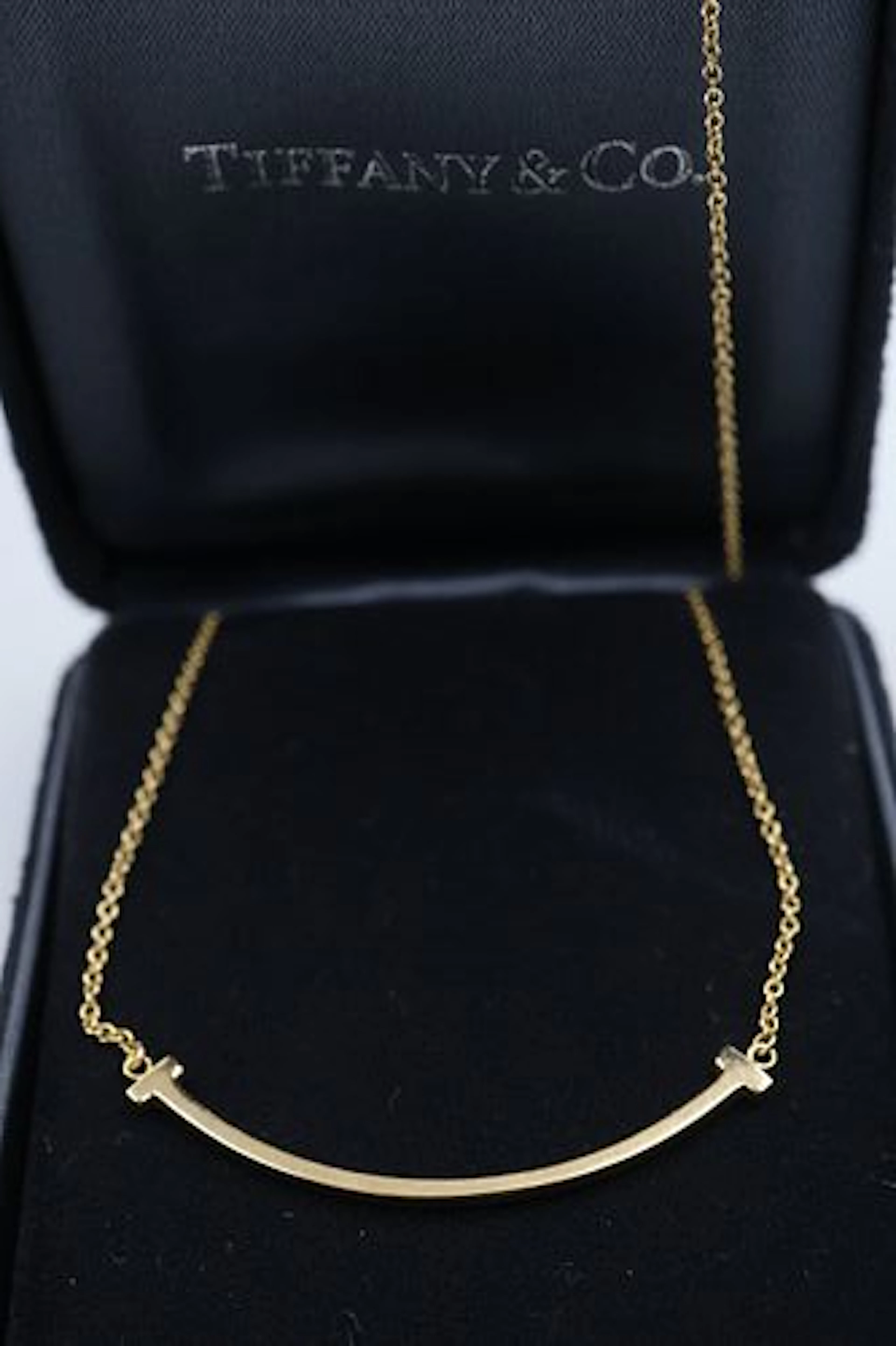 Tiffany & Co 18k Yellow Gold Smile Necklace