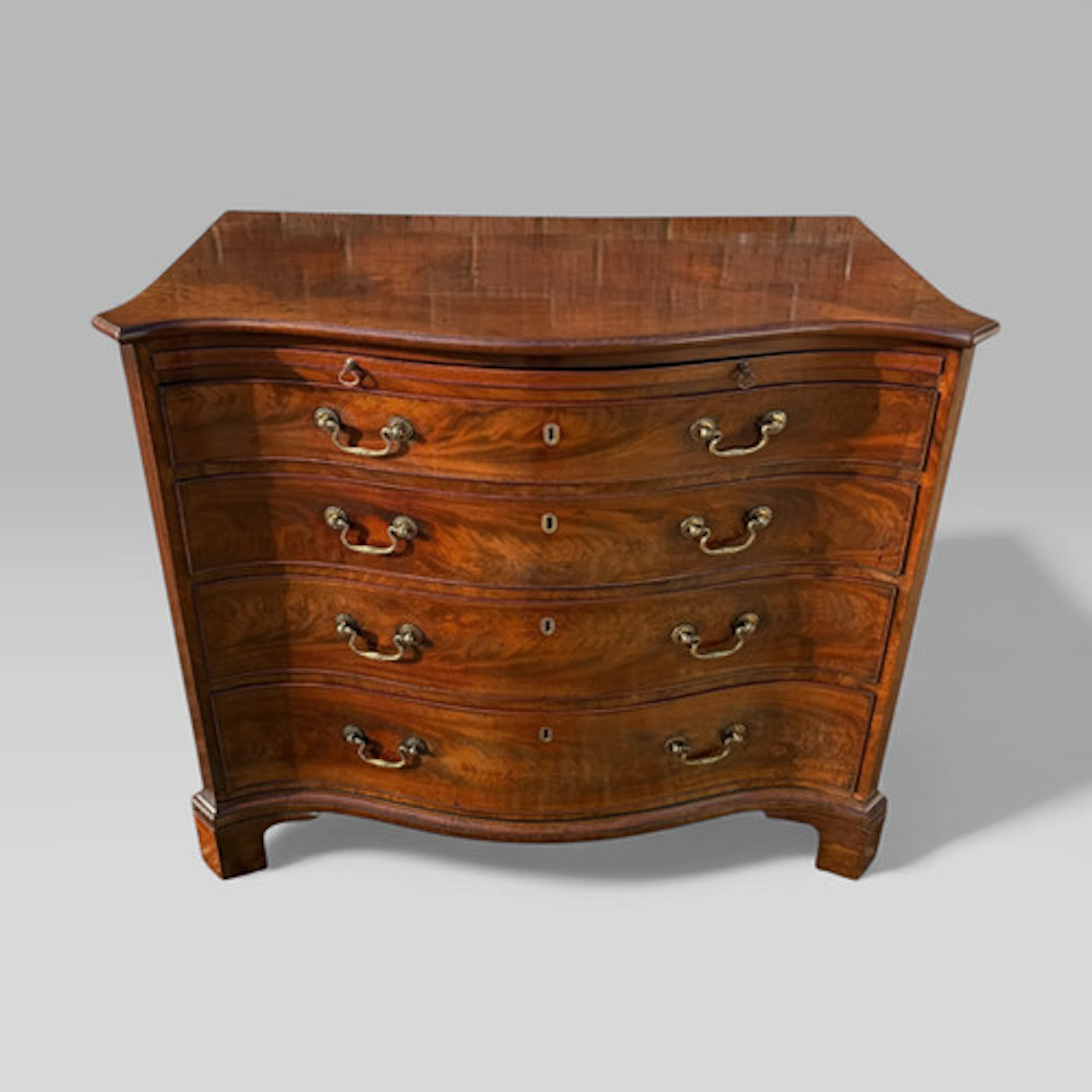 Georgian Mahogany Serpentine Chest of Drawers Writing Brush & Slide c1760