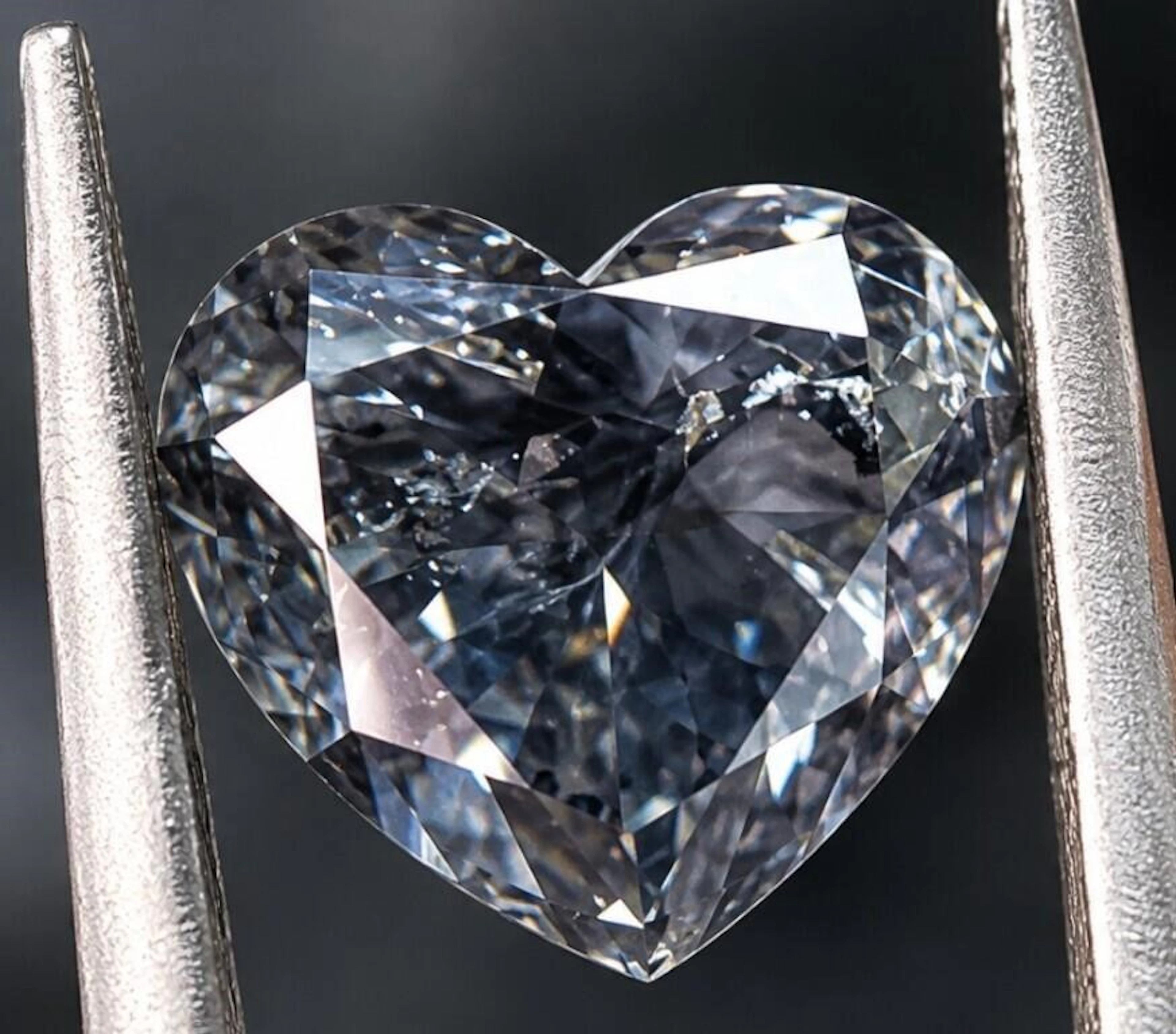 $2603 GIA Certified, natural diamond 1.04ct.HEART