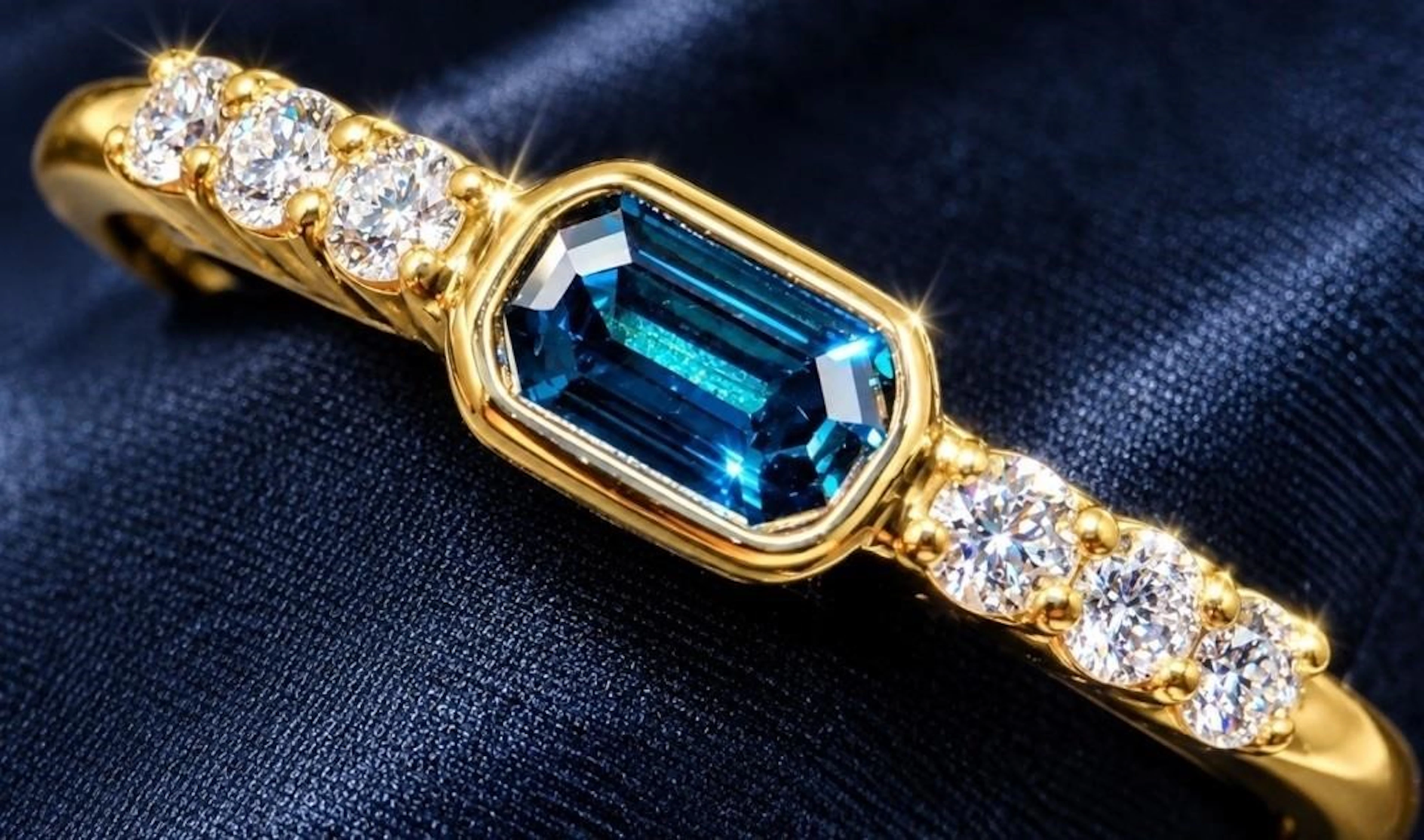 $2200, 10k(1.25g), lab diamond (0.3ct)ring, size
