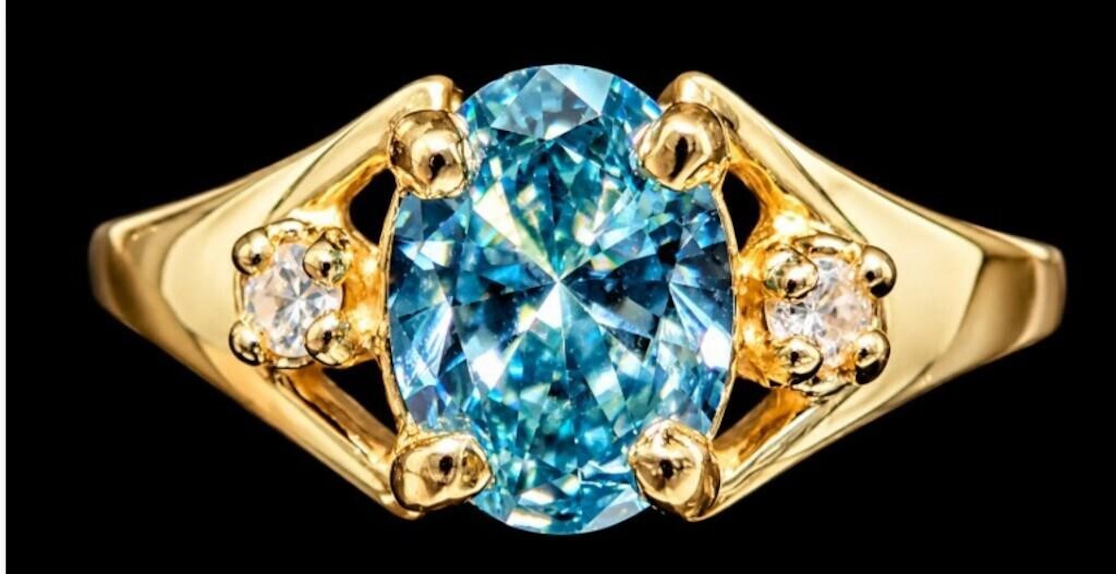 $2400, 10k(1.3g), lab diamond (0.6ct), diamond (0.