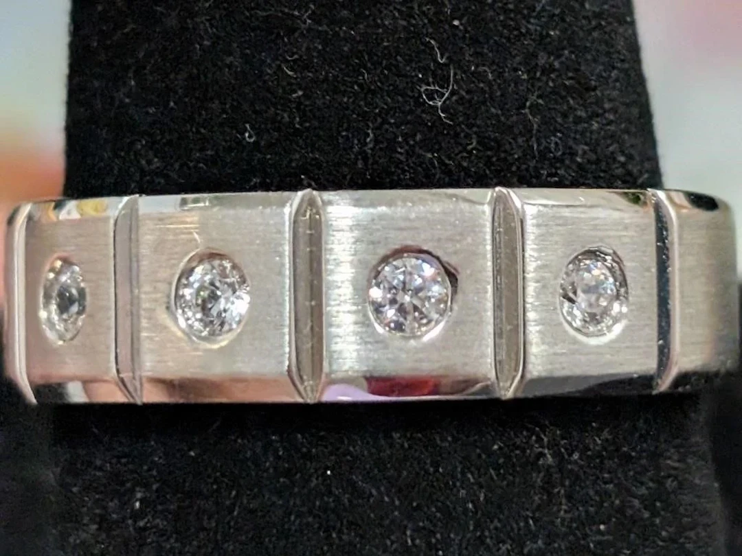 $155, Silver(6.08g), czRing, size 10, appraised/re