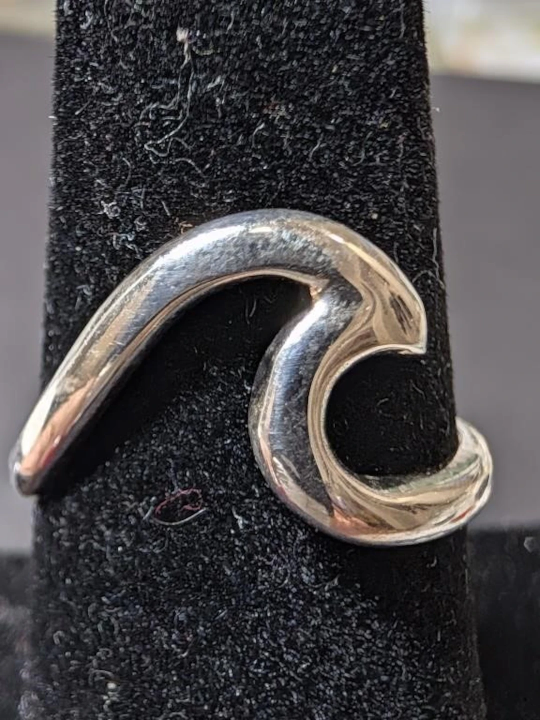 $60, Silver(2.8g), Ring, size 8, appraised/retail