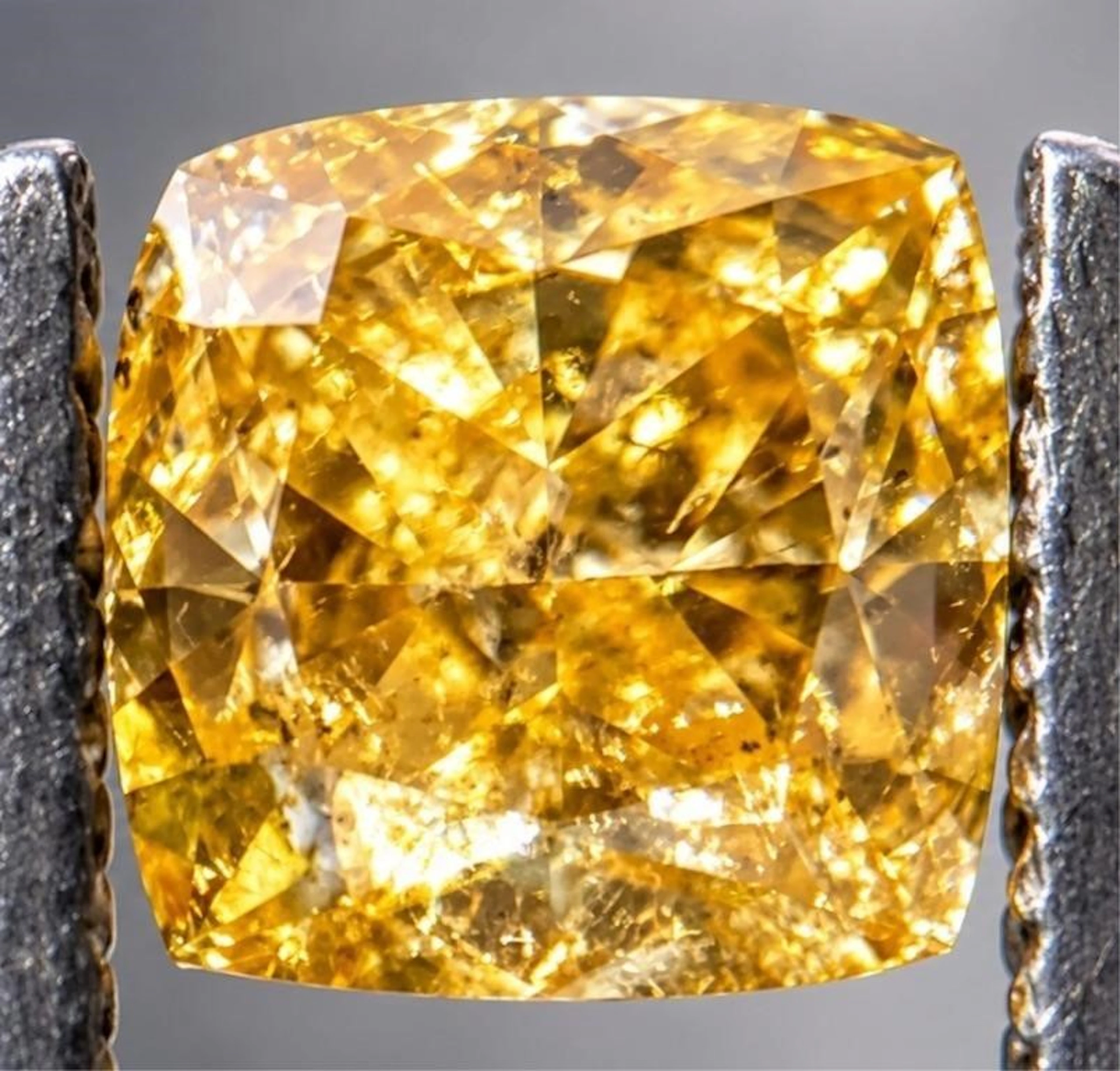 $7876* GIA Certified, natural diamond 0.37ct.CUSHI