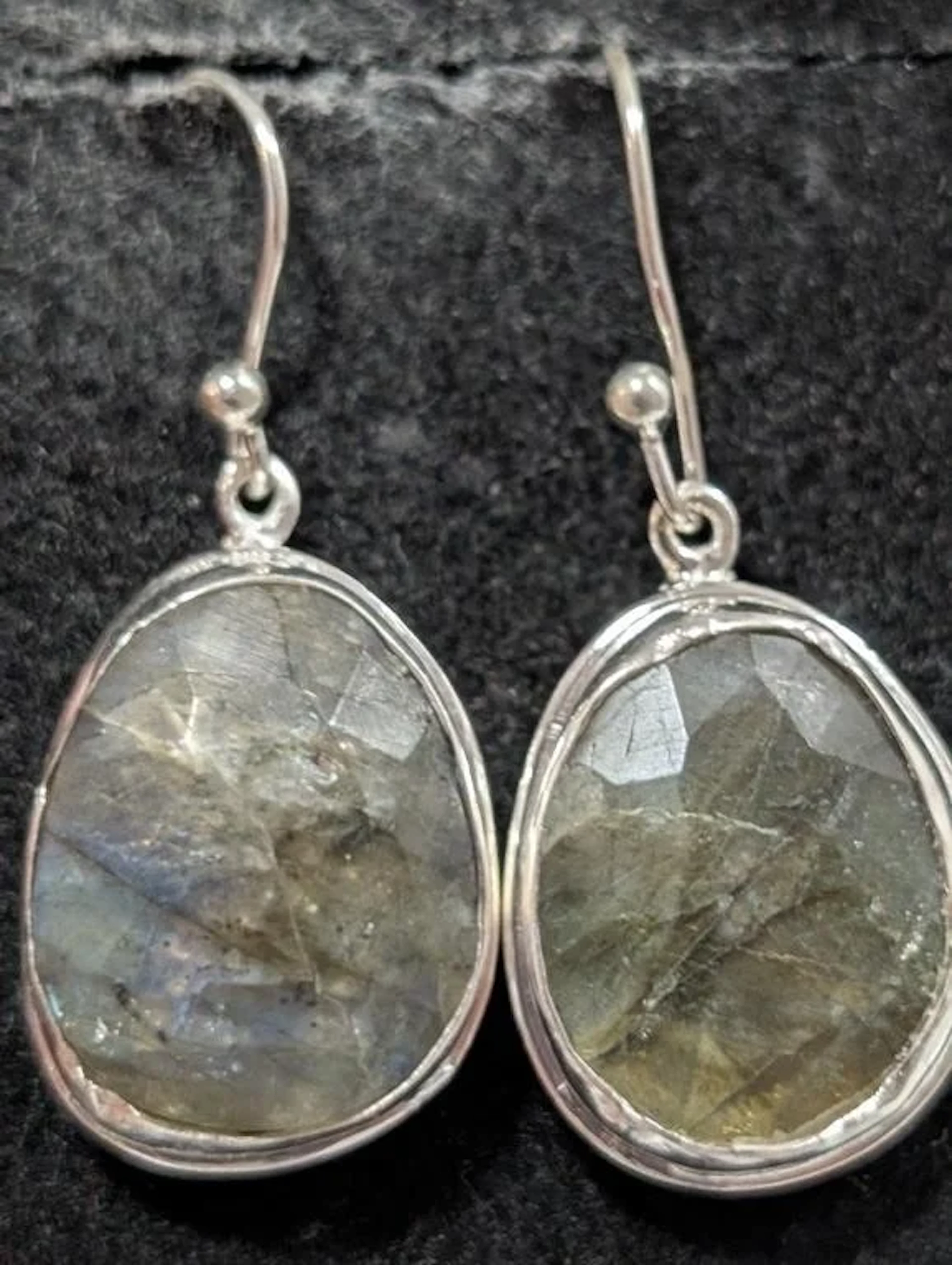 $255, Silver(10.28g), LabradoriteEarring, appraise