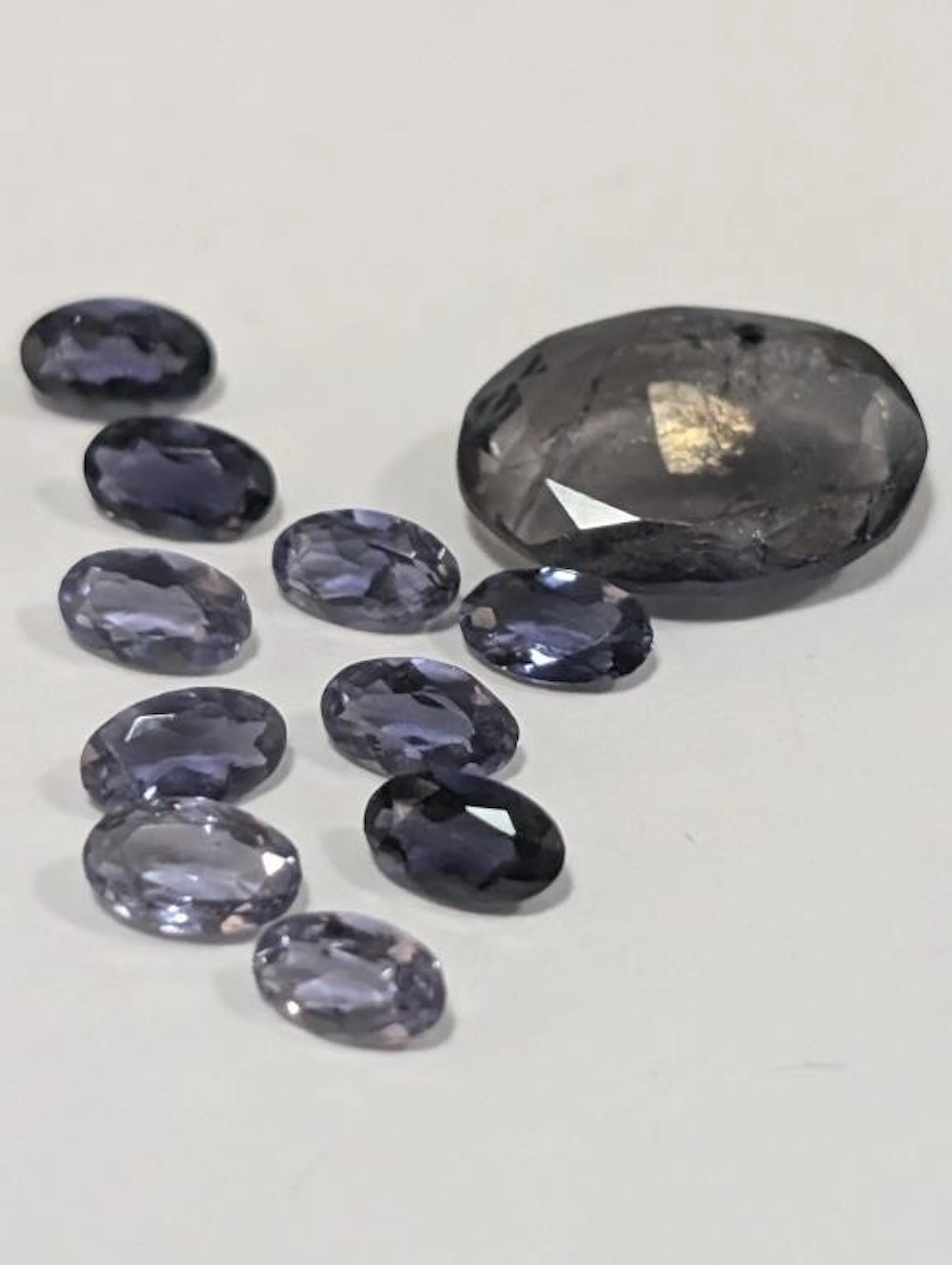 $100, Genuine Iolite (4.1ct), appraised/retail val