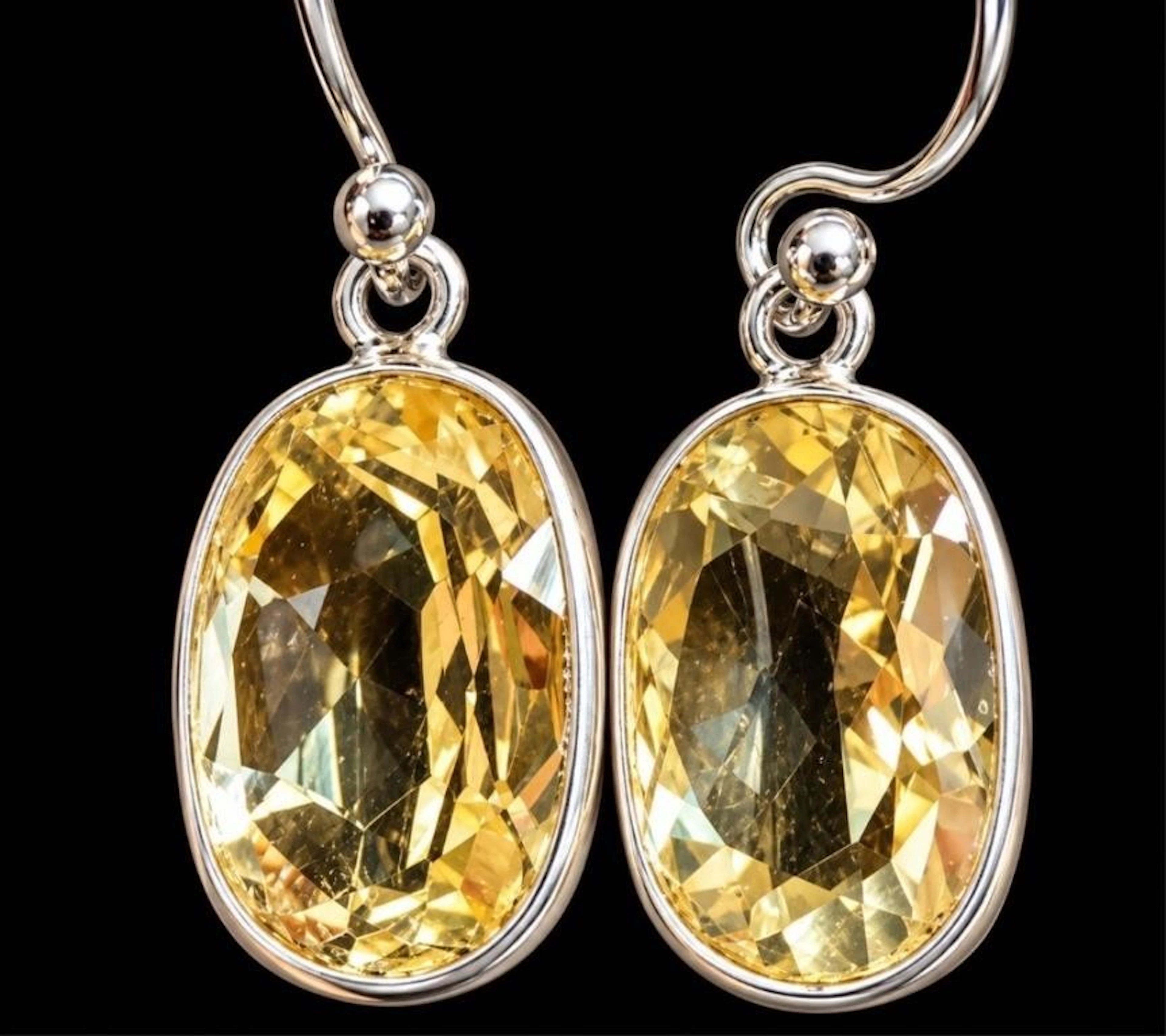 $250, silver(3.08g), lemon Quartz (app11ct)earrin