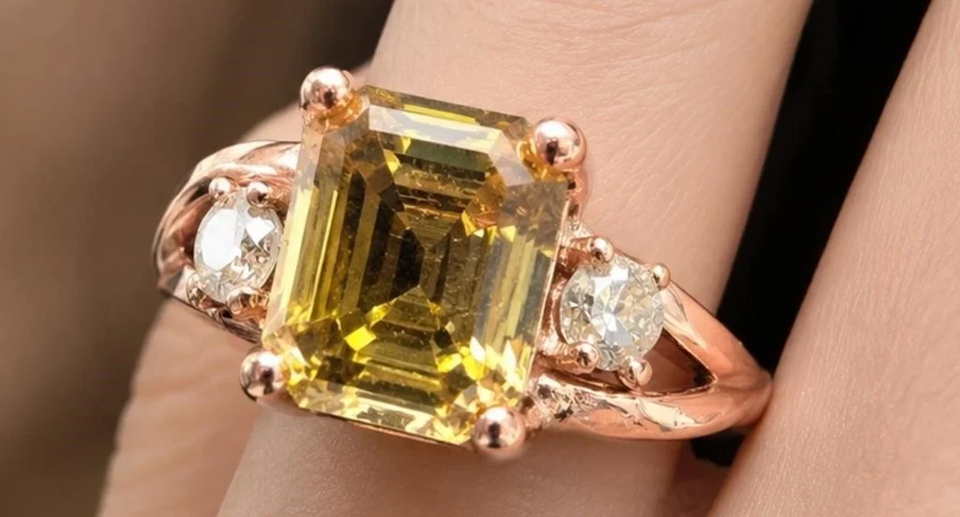 $3655, 10k(1.76g), natural color diamond (0.95+0.