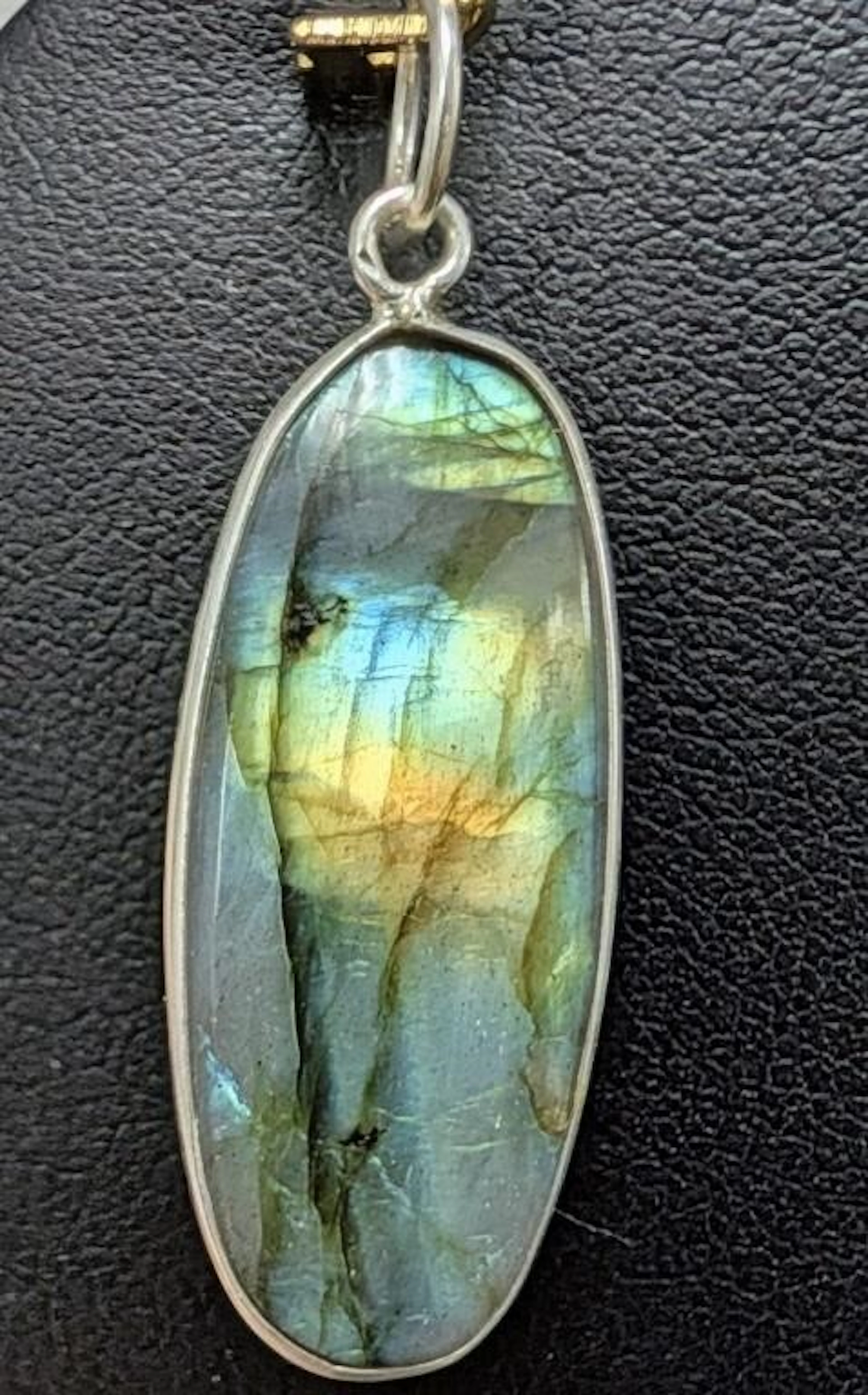 $160, silver(2.78g), labradortie (10ct) pendnat