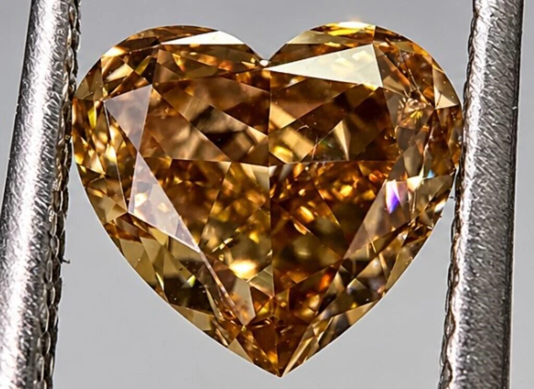 $5875 GIA Certified, natural diamond 1.07ct.HEART