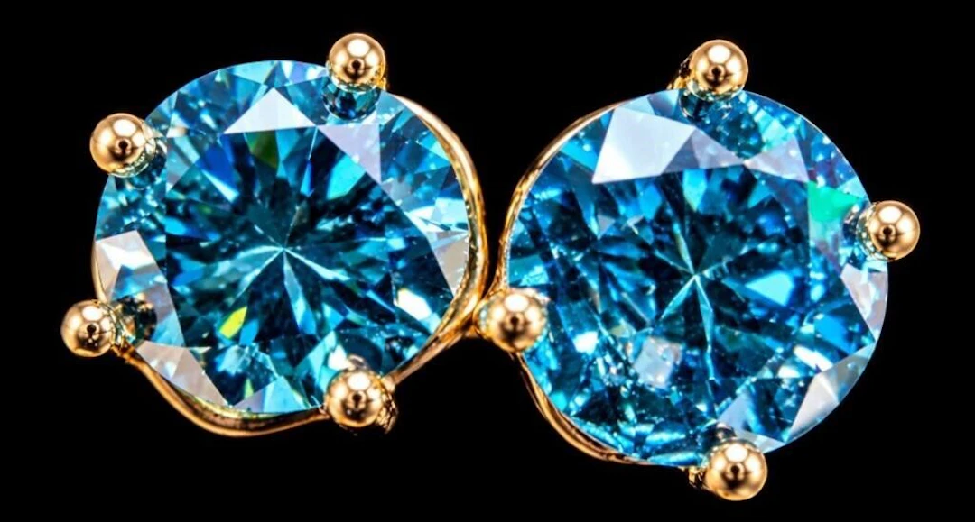 $3000, 10k(1.4g), lab diamond (2ct)earring, retail