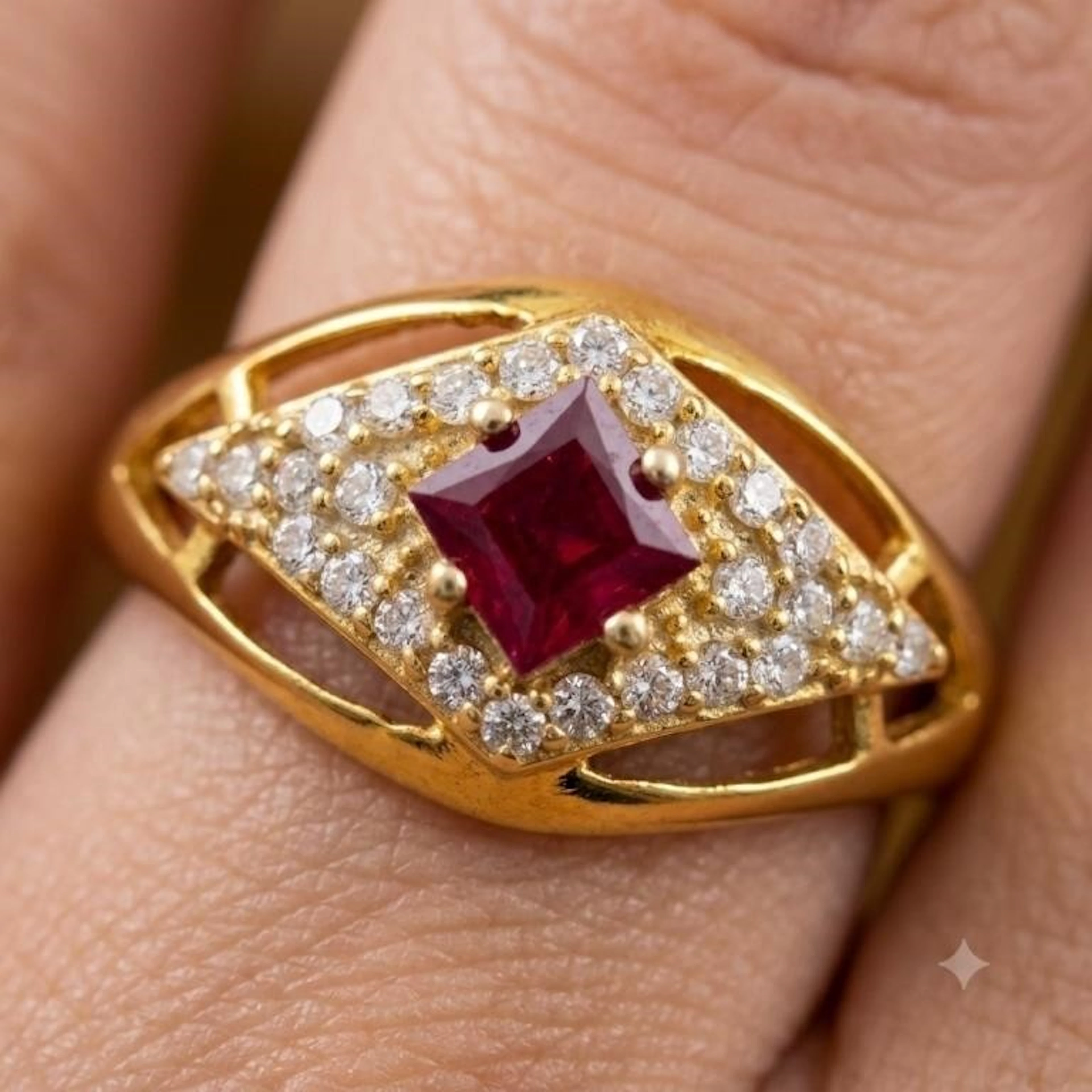 Gold-Plated Silver 2.65g Ruby White Topaz 0.45ct R