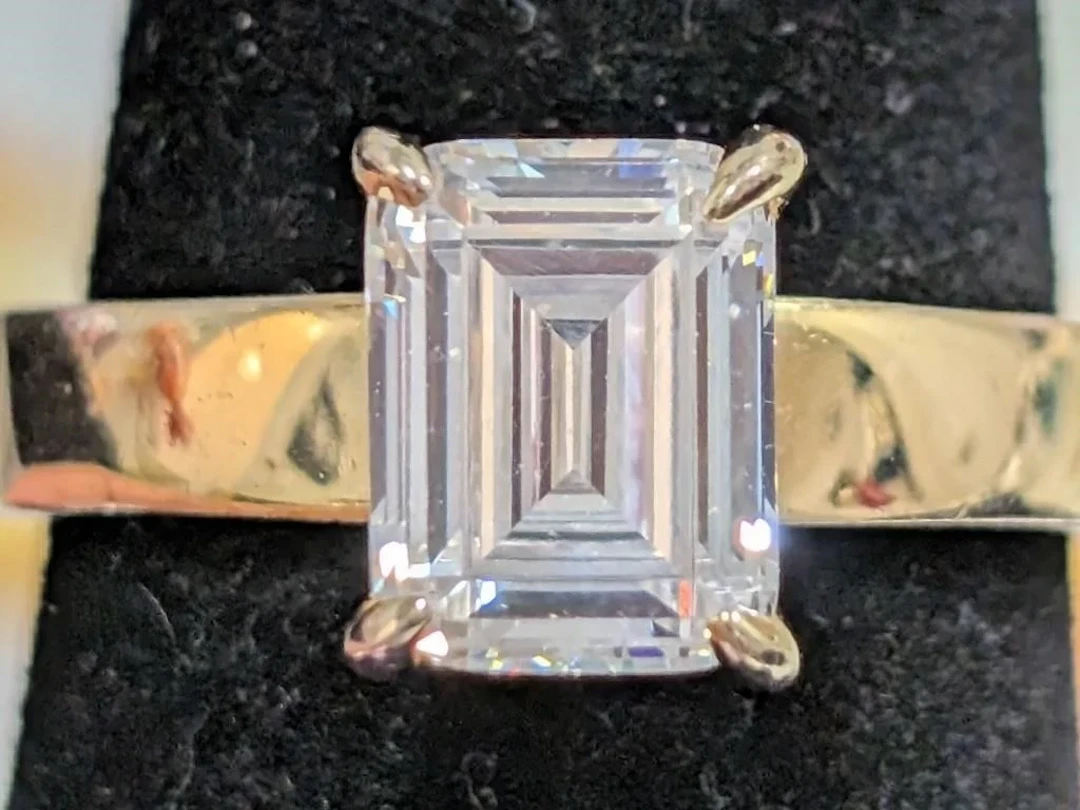 $120, Silver(4.71g), CZRing, size 6.5, appraised/r