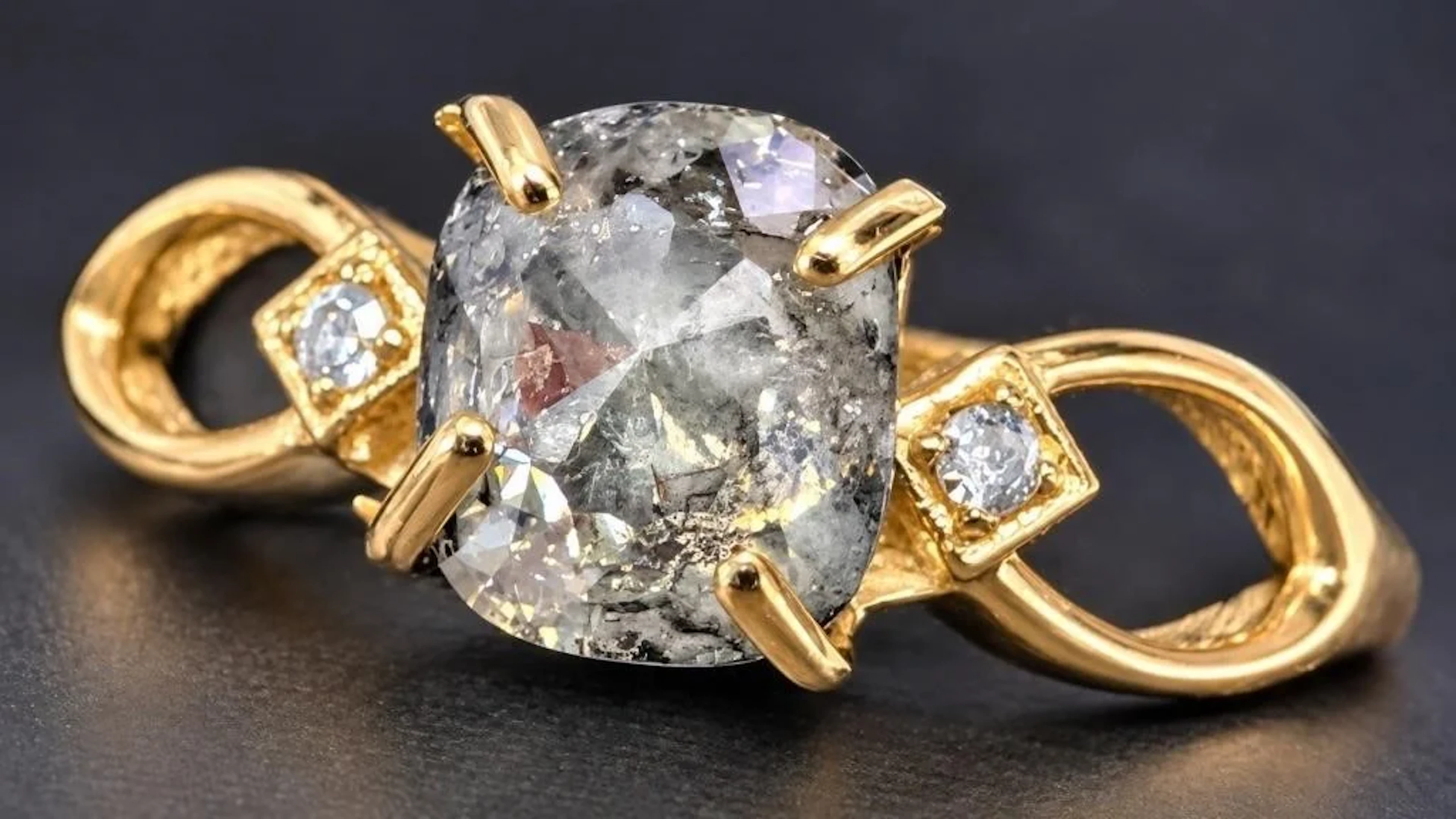 $4550, 10k(1.86g), salt and pepper diamond (1.05
