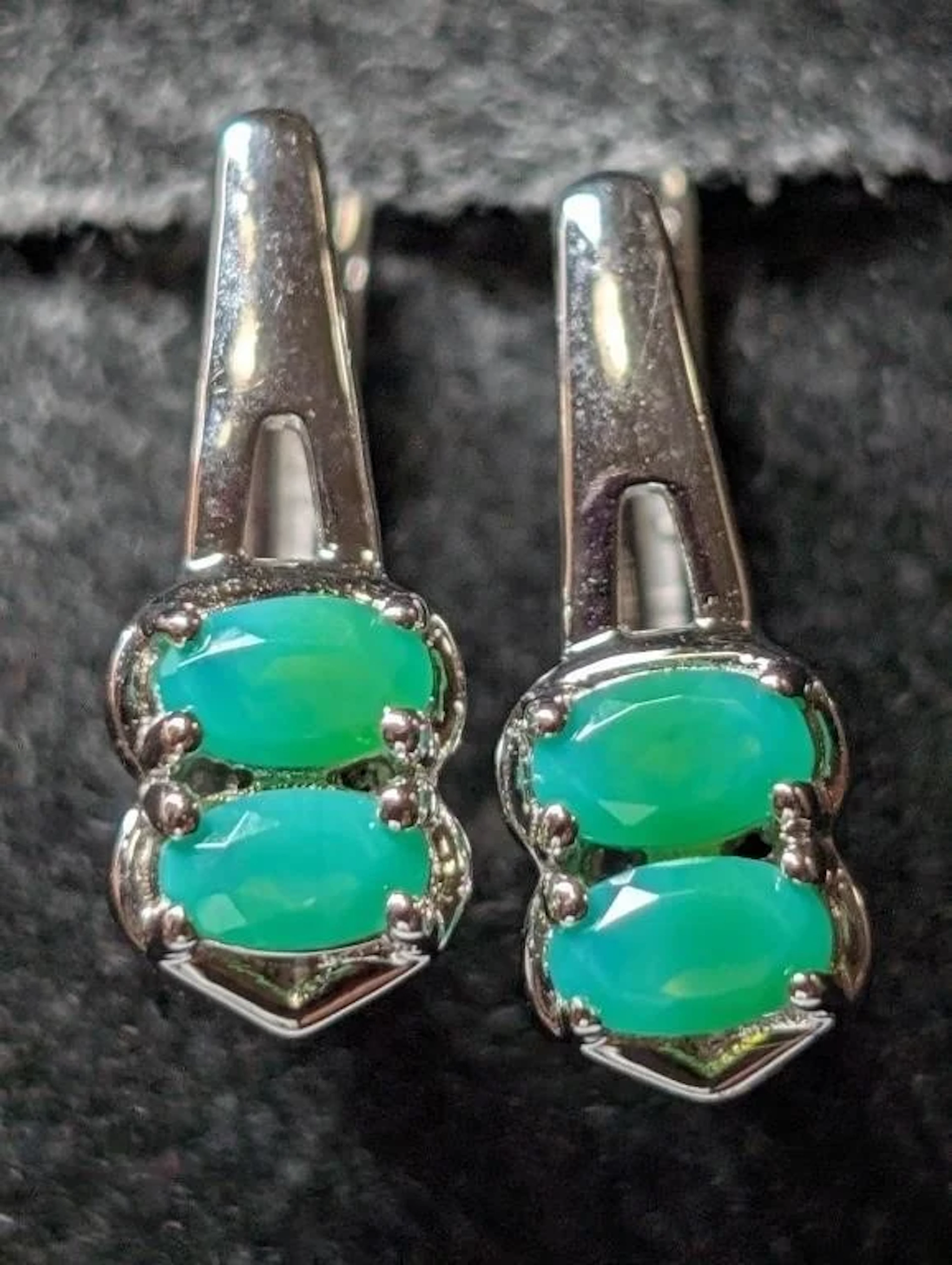 $90, Silver(3.58g), Green OnyxEarring, appraised/r