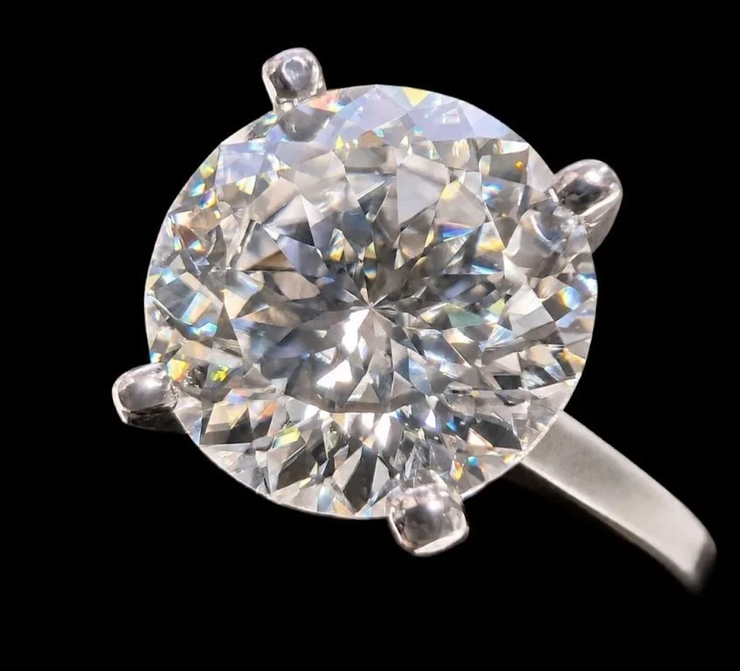 $2630, 14K(2.41g), MOISSANITE (2.41ct)ring, size 6