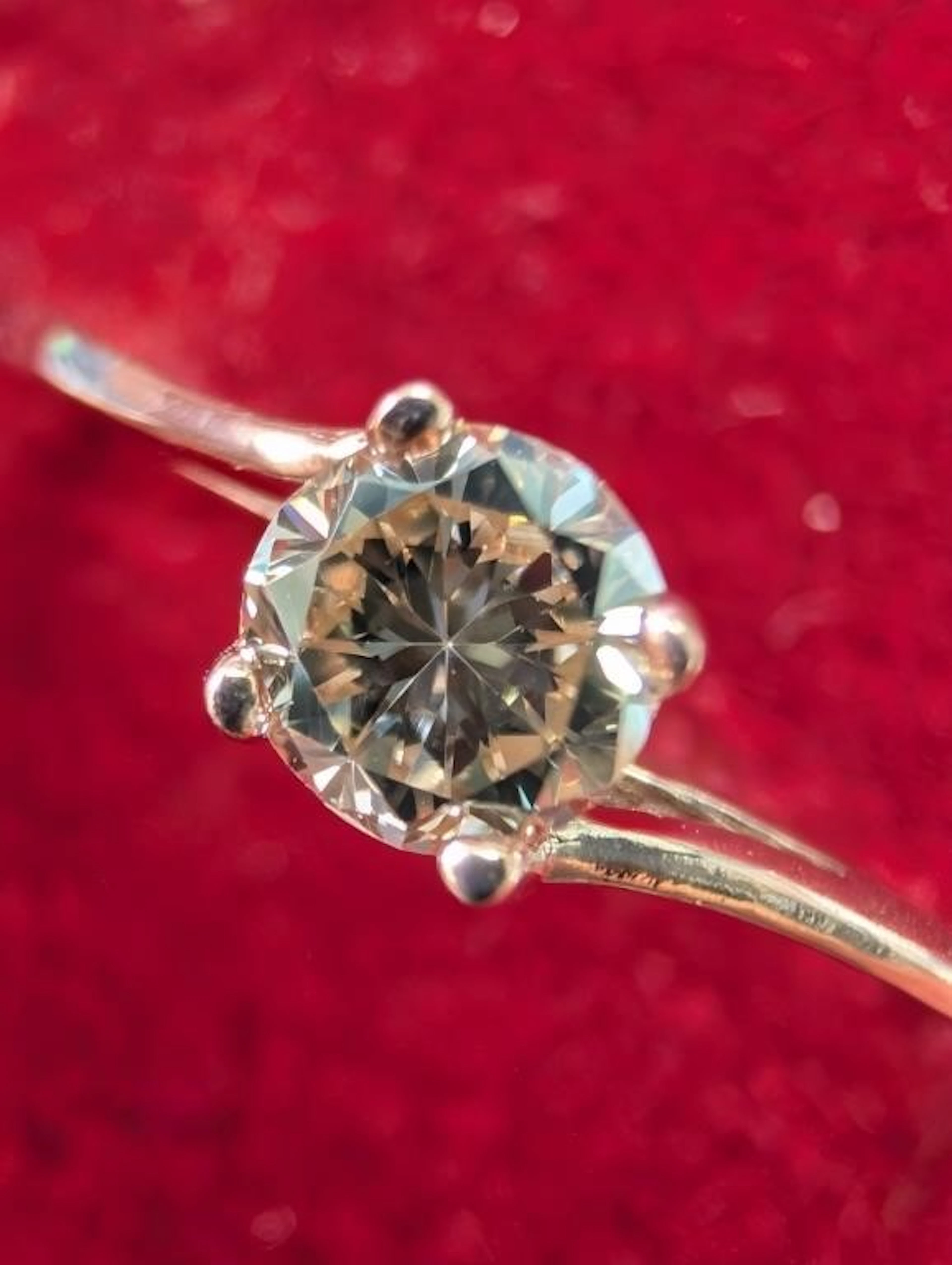 $1575, 10k(1.08g), diamond (0.32ct)ring, size 6.5