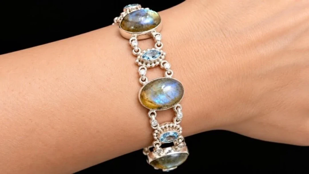 $1300, silver(22.3g), labradorite (25ct)bracelet 7