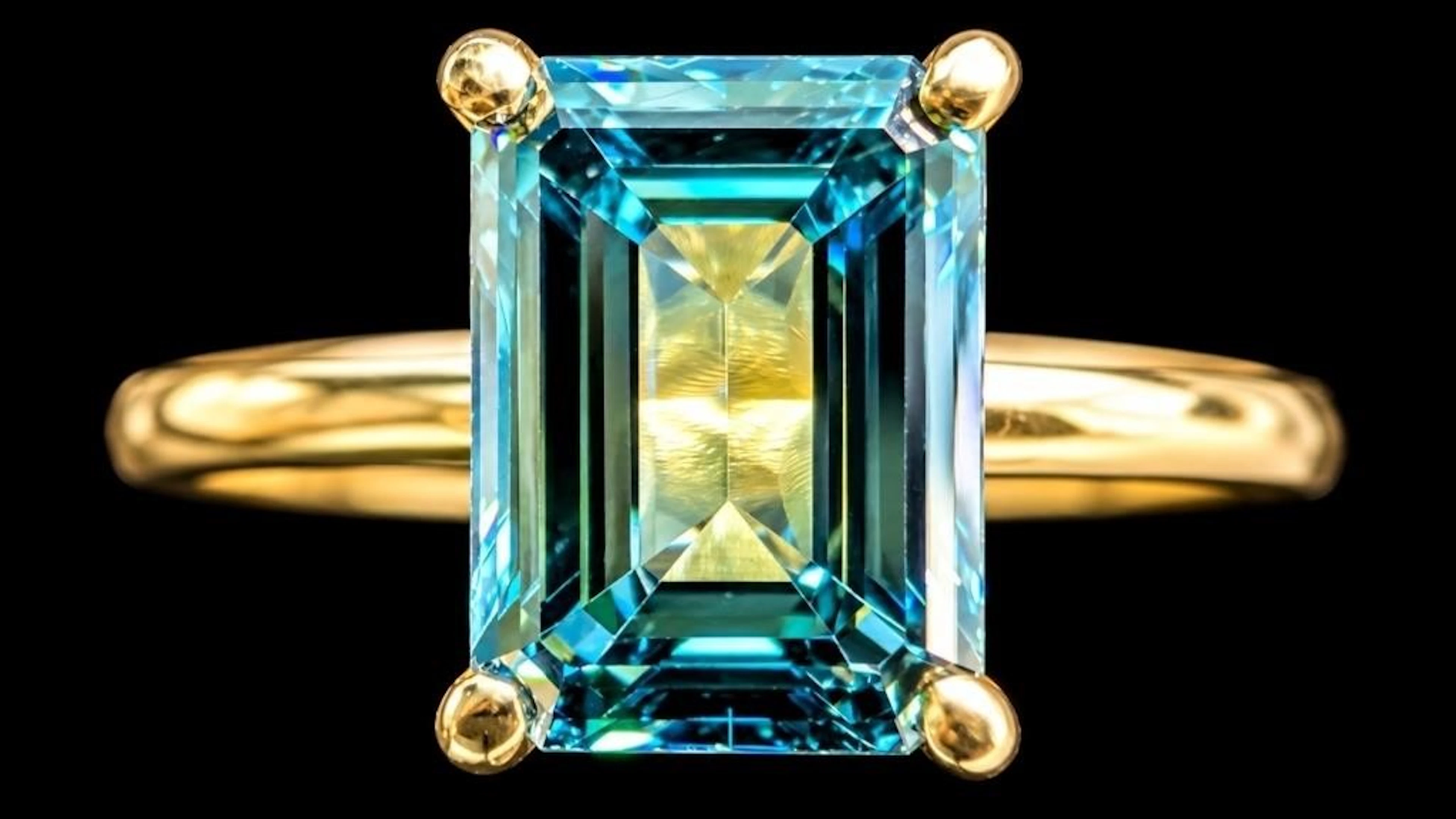 $3600, 10k(1.6g), lab diamond (1.5ct)ring, size 5.