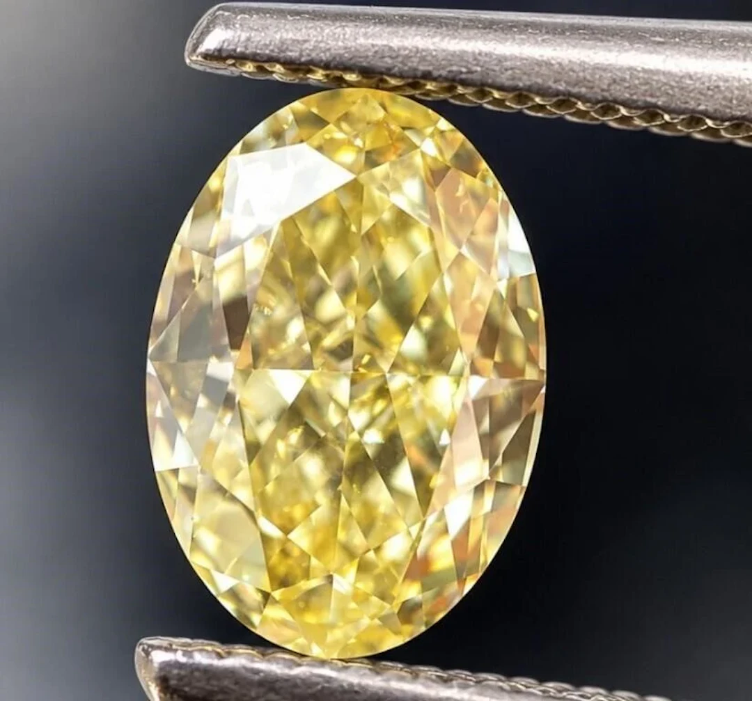 GIA Certified, natural diamond 0.74ct.OVAL