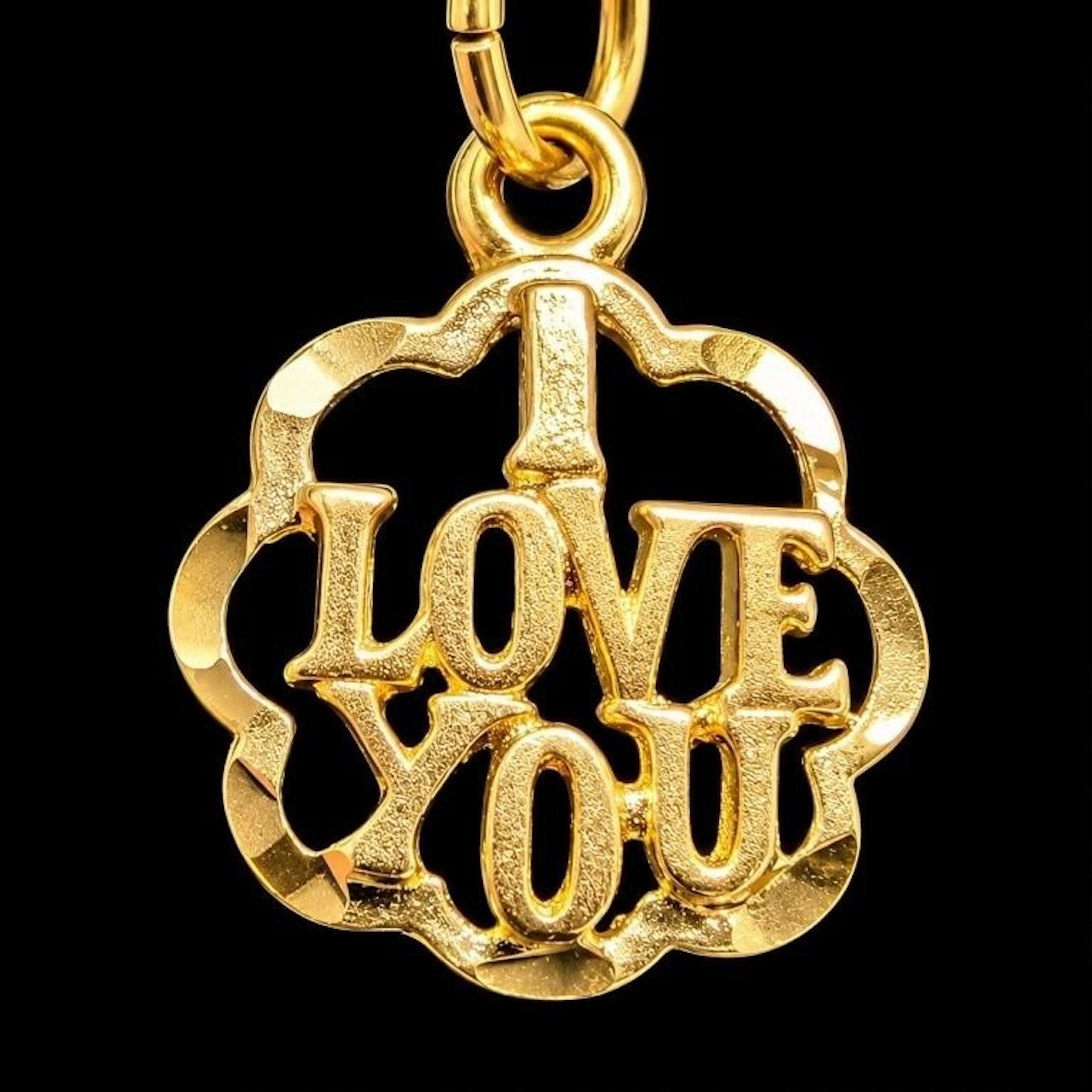$400, 10k(0.6g), pendant, retail value $400